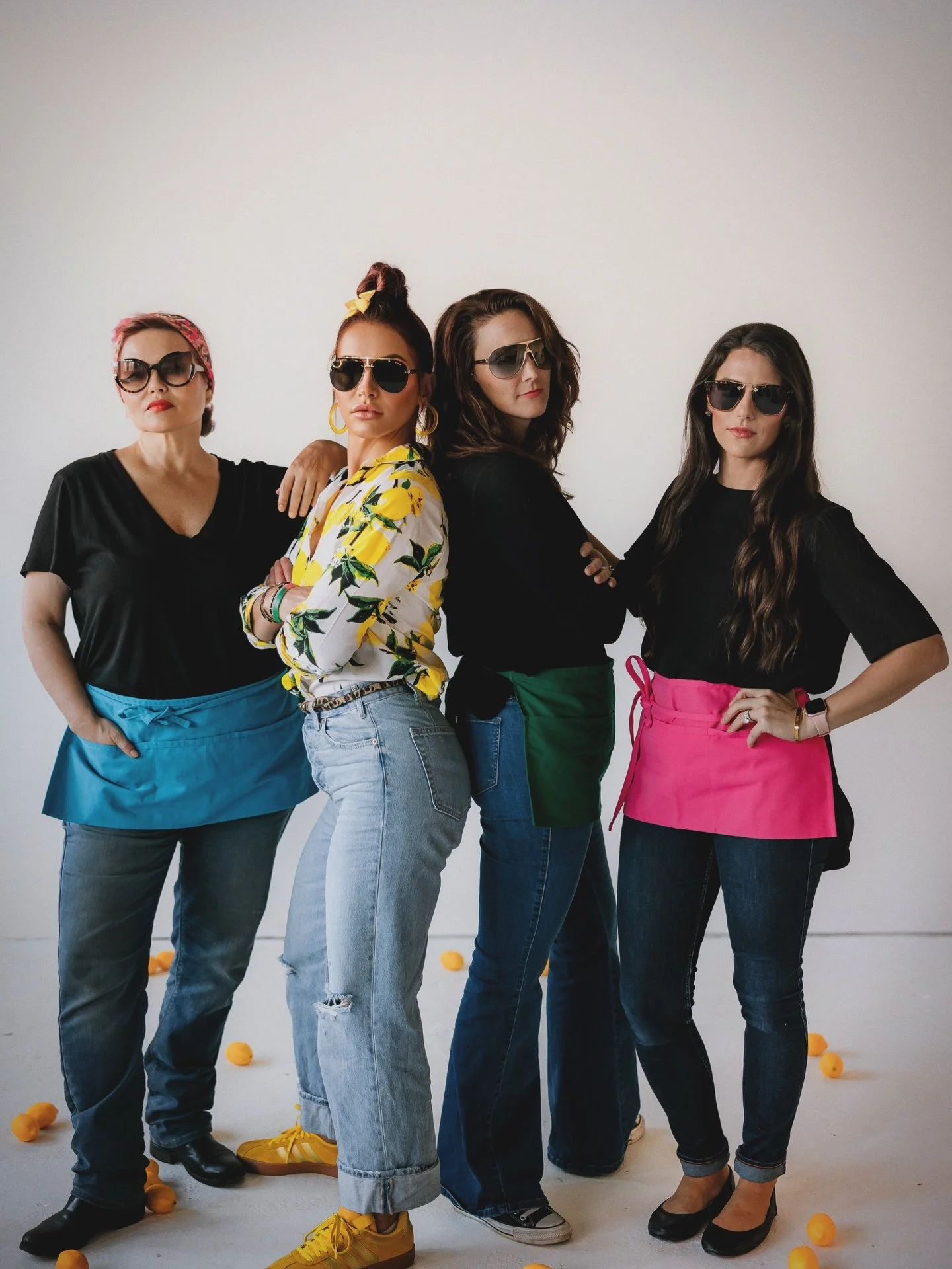 🚨CONTEST CLOSES 3/22!🚨
.
The 90s called, they want their album cover back. 😎
.
‼️Name this &ldquo;debut album&rdquo; and get entered to win a $100 Lemonyay! Gift Certificate‼️ &mdash;-> comment below to enter - up to 3 entries per person! Share