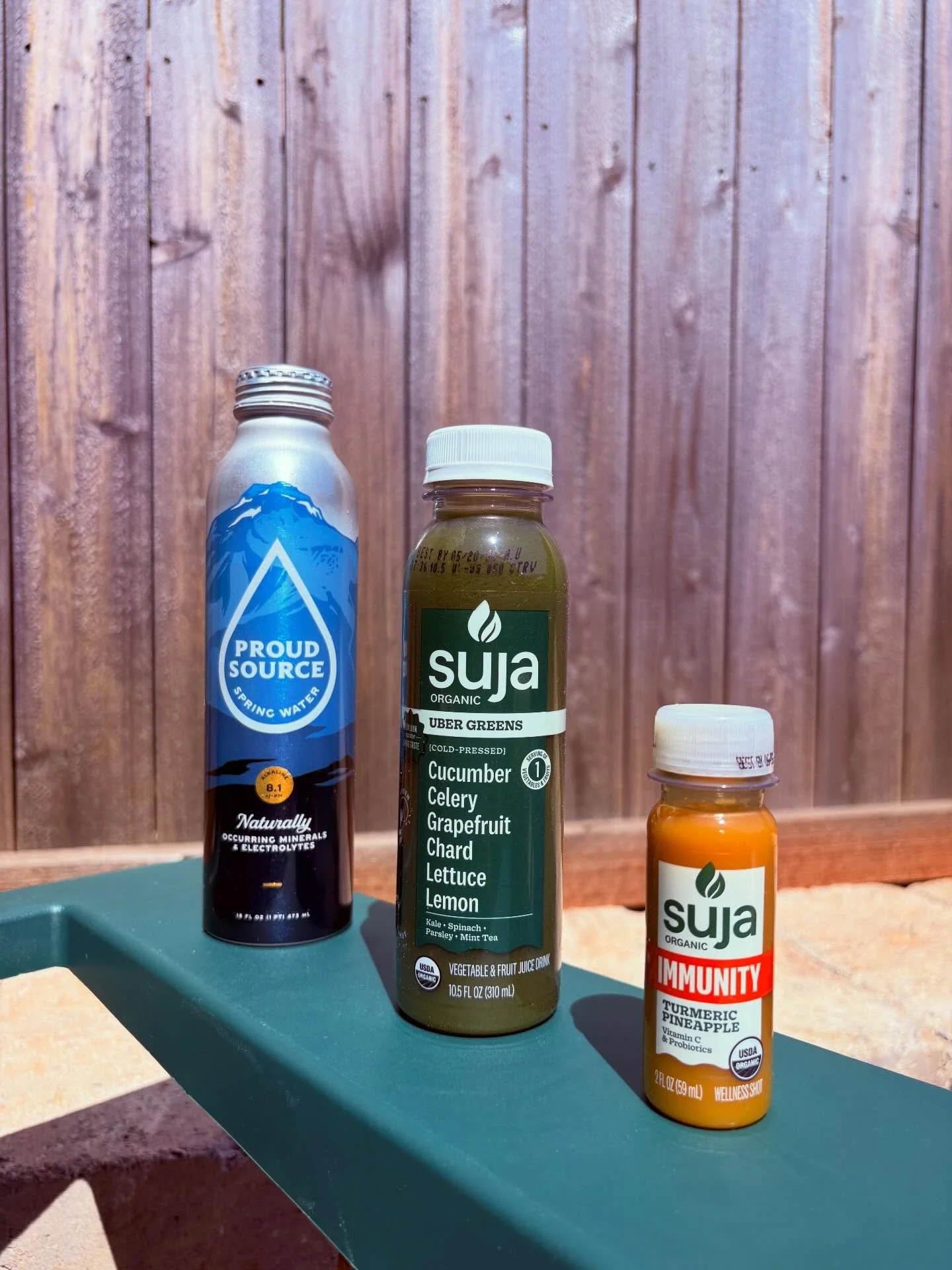 A Suja a day keeps the doctor away 🍍

Visit our grab n&rsquo; go fridge for delicious and nutritious options for a healthy balanced diet: 

🥬 Looking to add more fruits and veggies? Try a Suja green juice
💚 Looking for a non-caffeinated pick me up