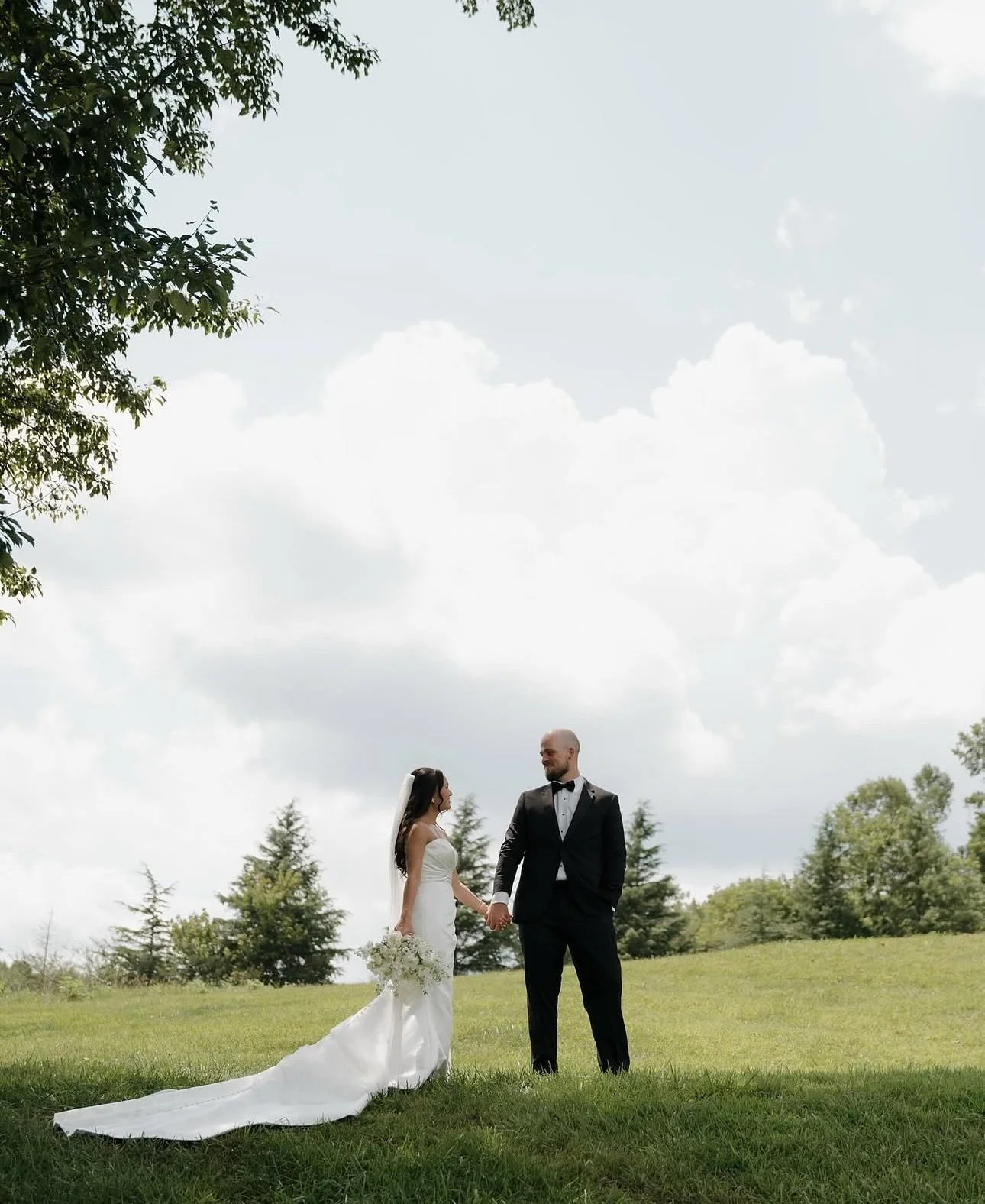more from this lovely day celebrating S + G! ✨

Venue | @thegreystoneestate 
Photography | @laurenbphotography
