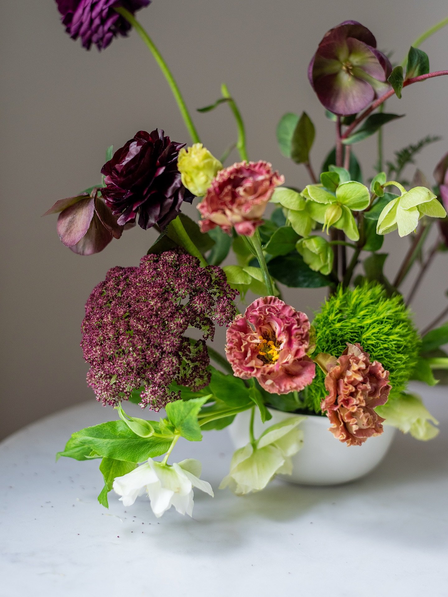 loving the green &amp; purple palette with this moody arrangement!