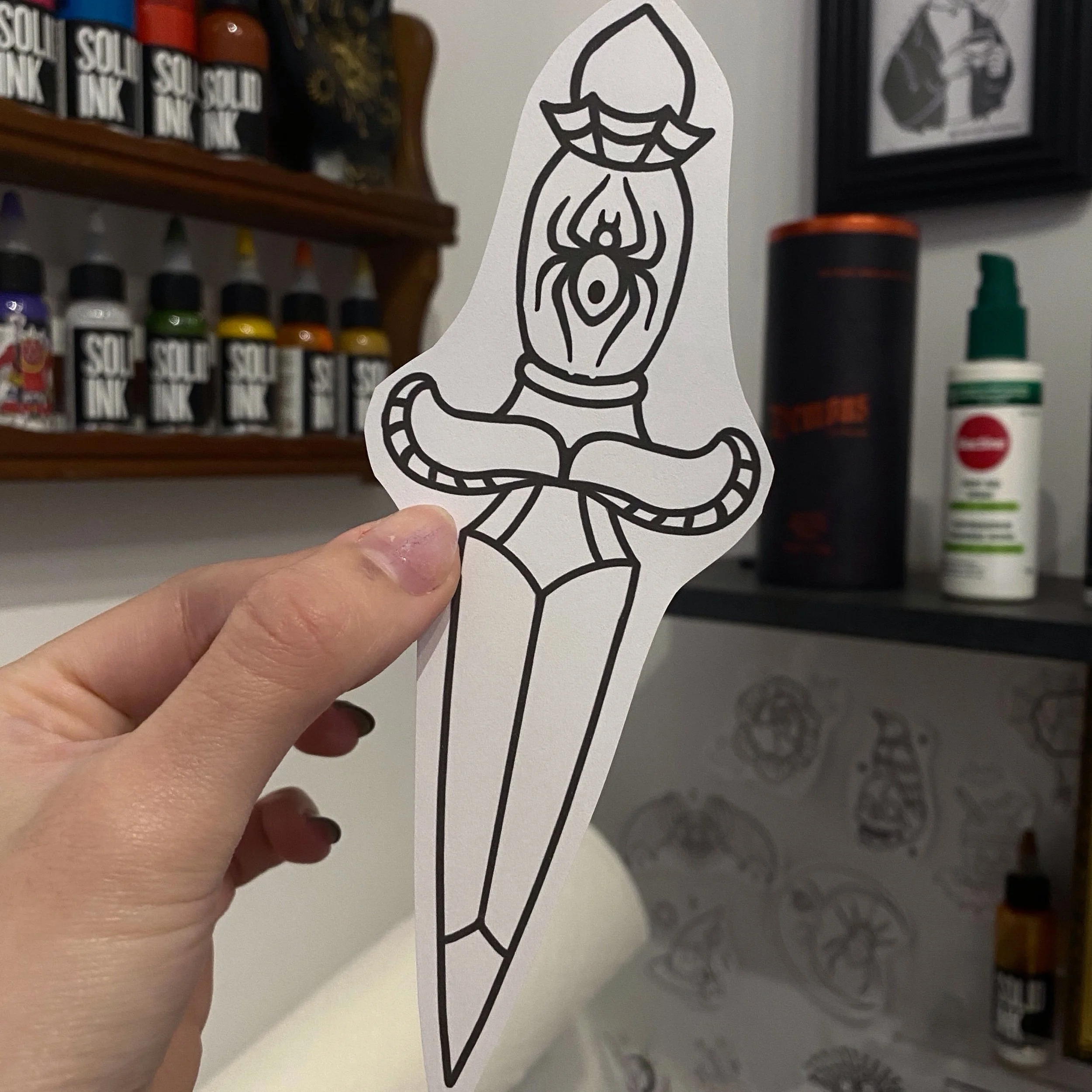 Dague reine des arachnides