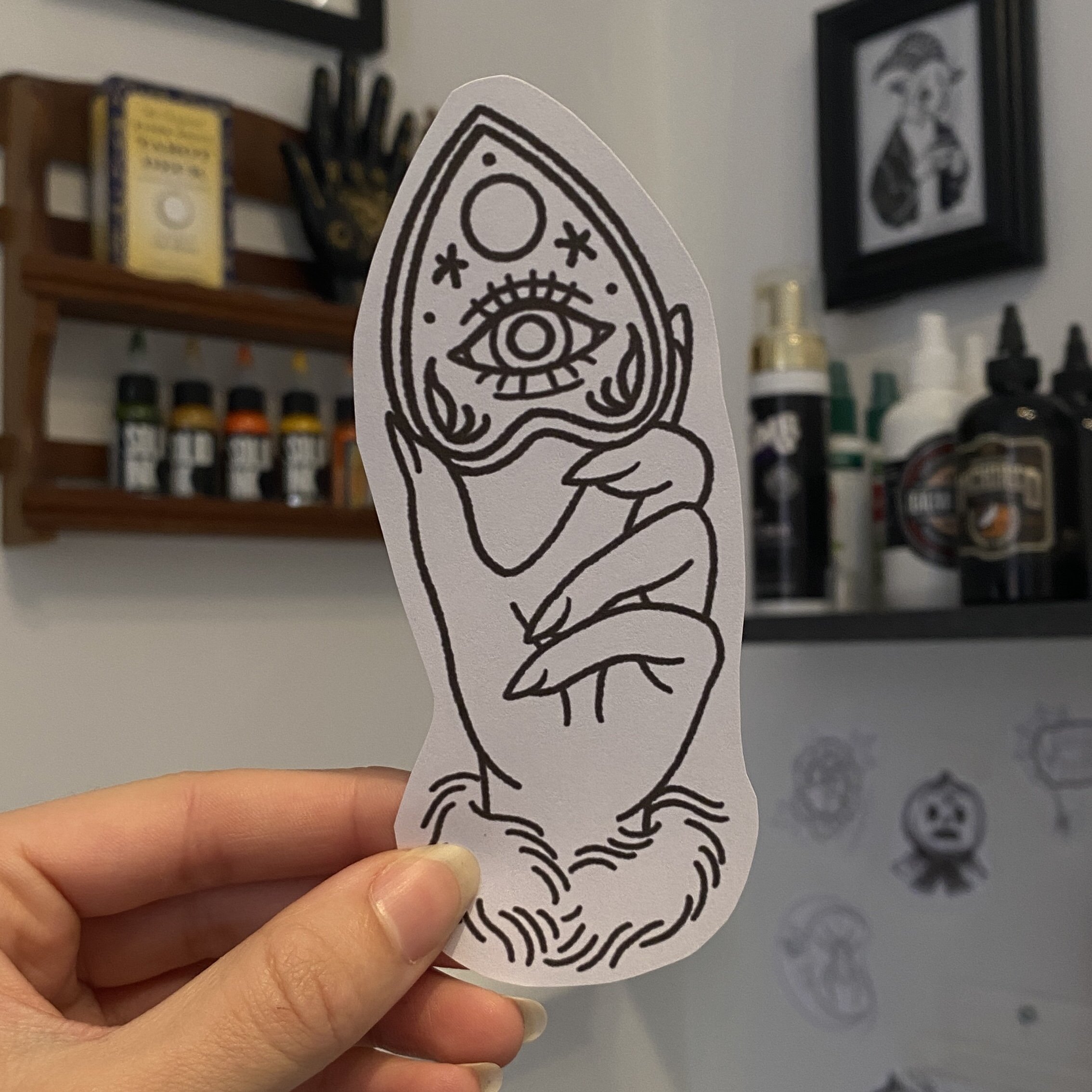 Main planchette Ouija