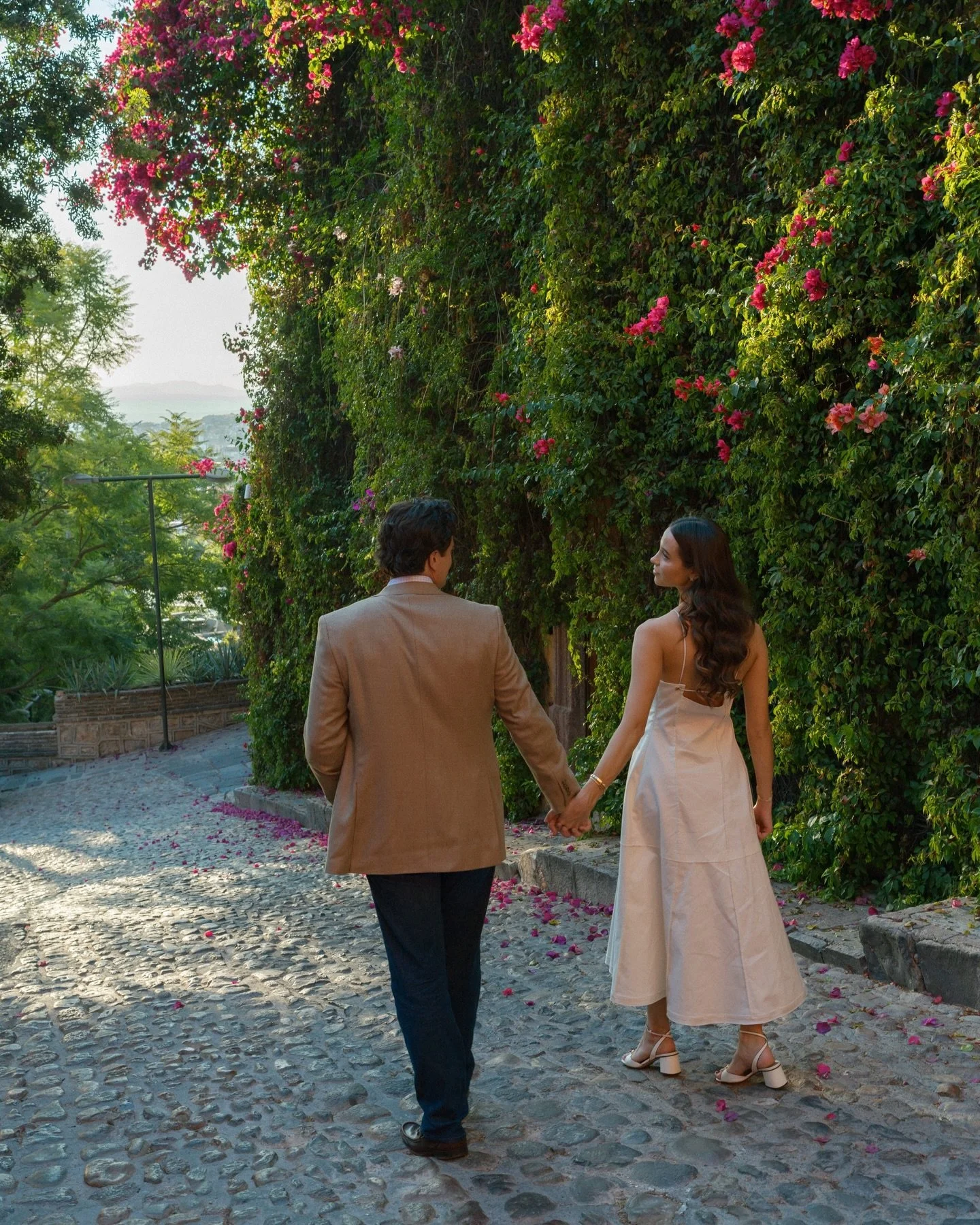 Golden hour in San Miguel de Allende never fails to feel a little magical.

Madison &amp; Ryan wandered through the warm sunset, laughing their way into this new chapter as they get ready for their wedding next year.

There&rsquo;s something beautifu