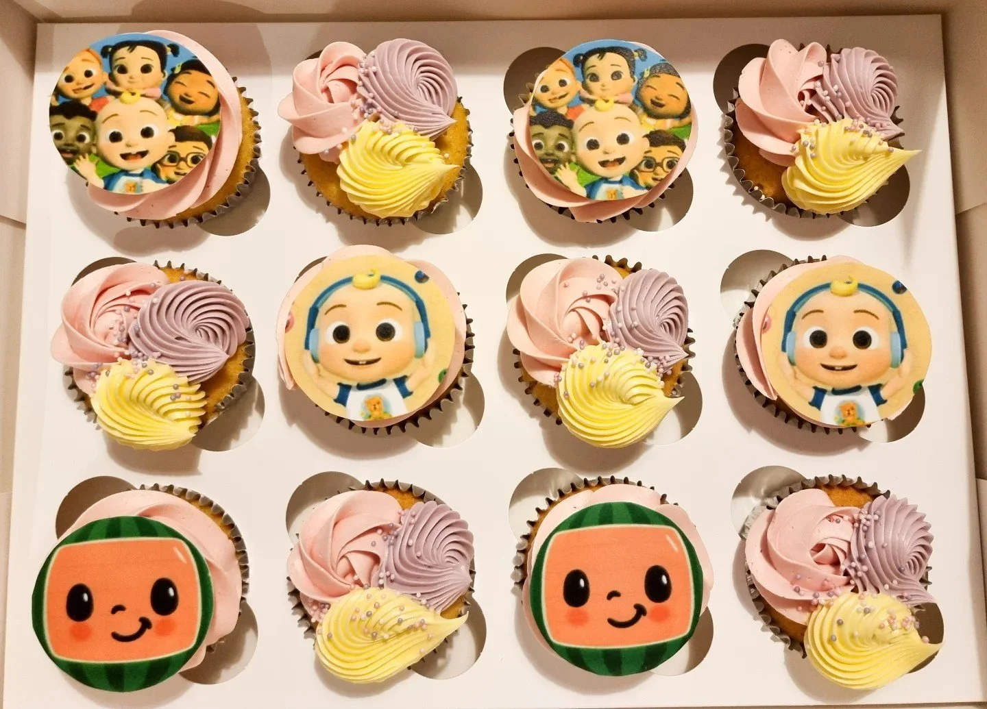 cocomeloncupcake.jpg