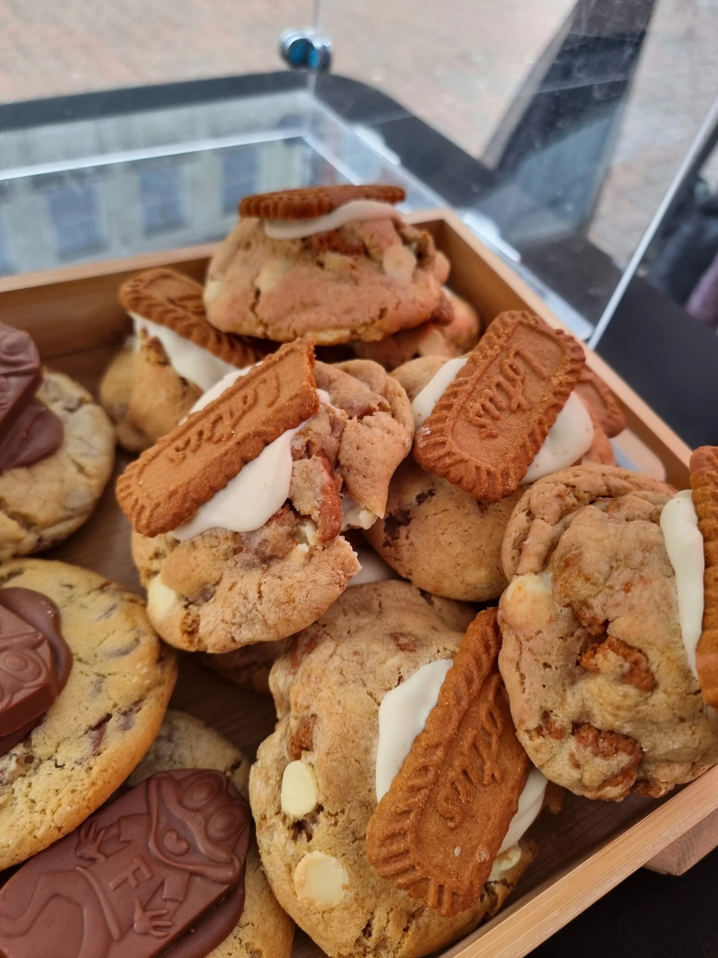 Biscoff and White Chocolate Stuffed Cookie