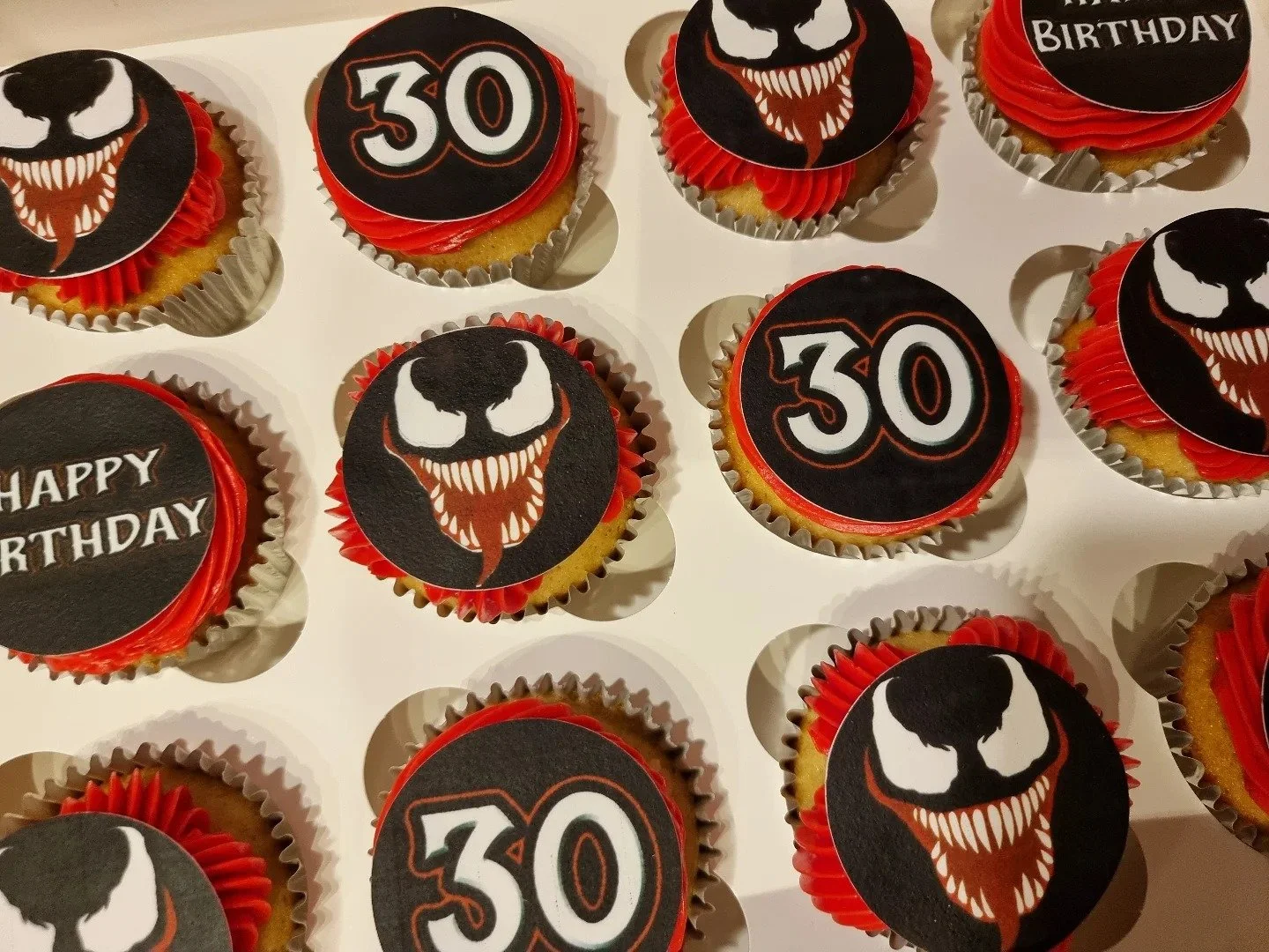 Venomcupcake.jpg