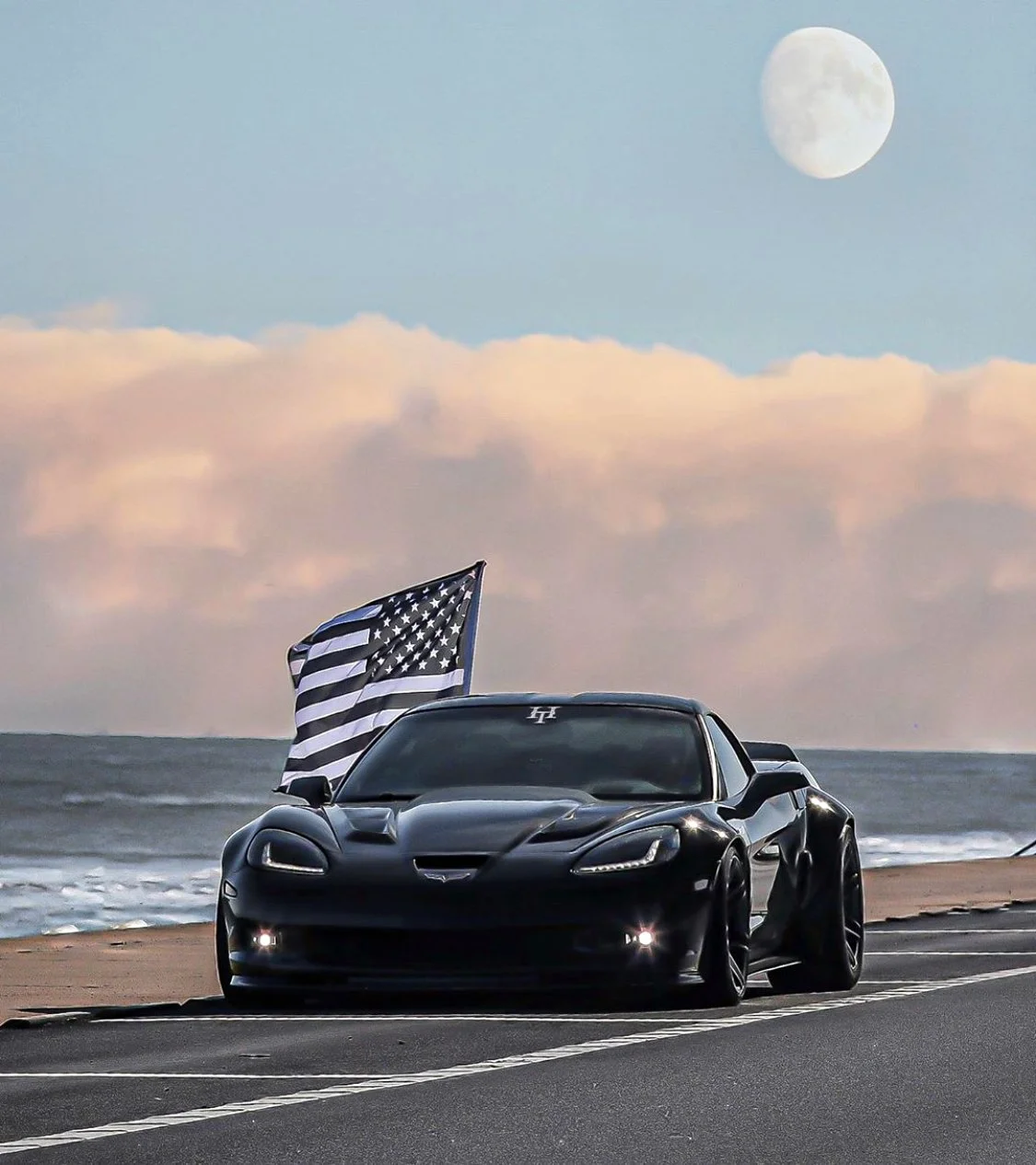 zr8x-moon.jpg (Copy)