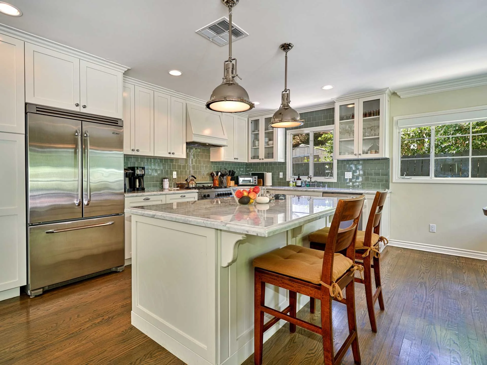 8871 St Ives