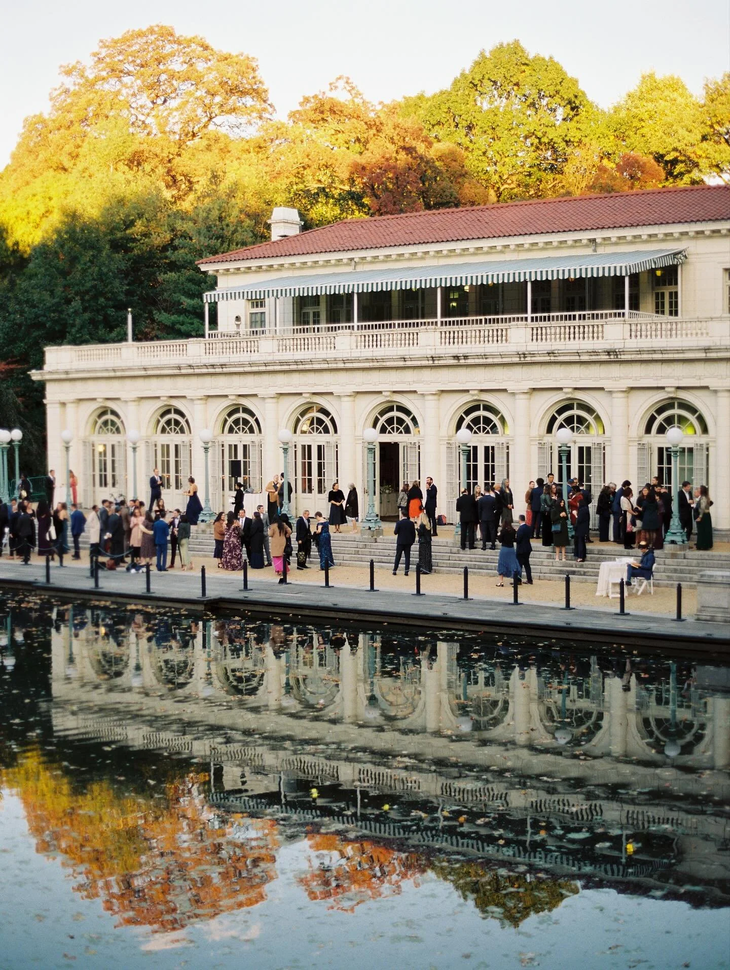 She&rsquo;s a children&rsquo;s book editor, he&rsquo;s a paleontologist. Their first date over hot chocolate turned into a lifetime of beautiful stories. Can&rsquo;t wait to share more on this real life rom com I was SO lucky to be a part of. 📚🦕☕️
