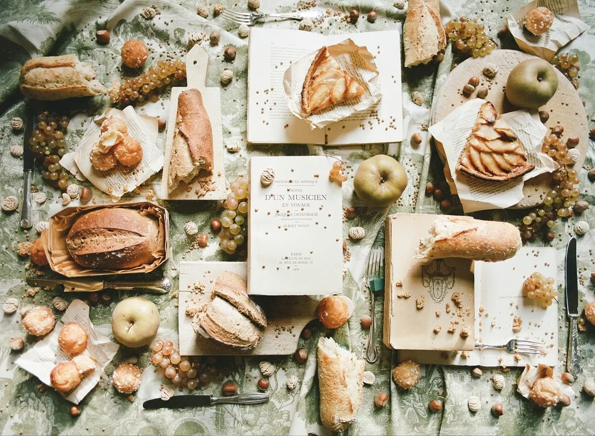 Stumbled across some of these images from my archives today and in the spirit of fall I just had to share. Maybe this is also your sign to have a destination wedding?? Photographing at @chateaubouthonvilliers during the fall will always be a favorite