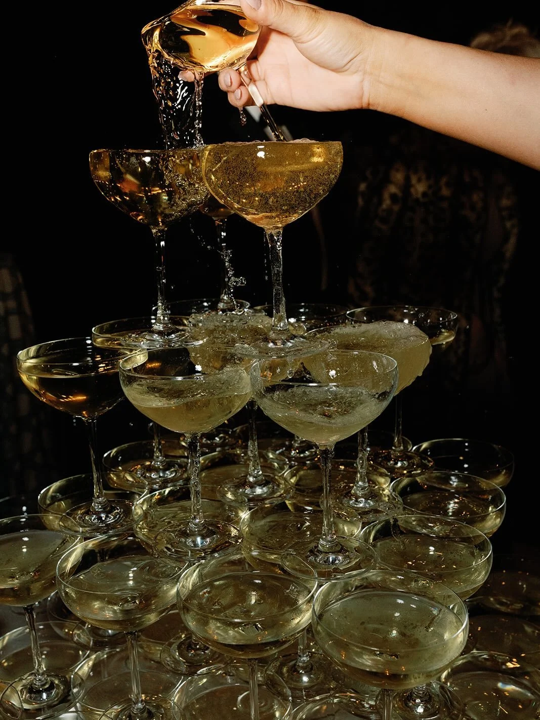 This day lives in my dreams ✨

Design and Coordination: @grove.designs.co
Photographer: @welcometogeorgia
Hair and Makeup: @lashesandlacechs
Dress: @gownboutiquechs
Venue: Lowndes Grove | @pphgevents