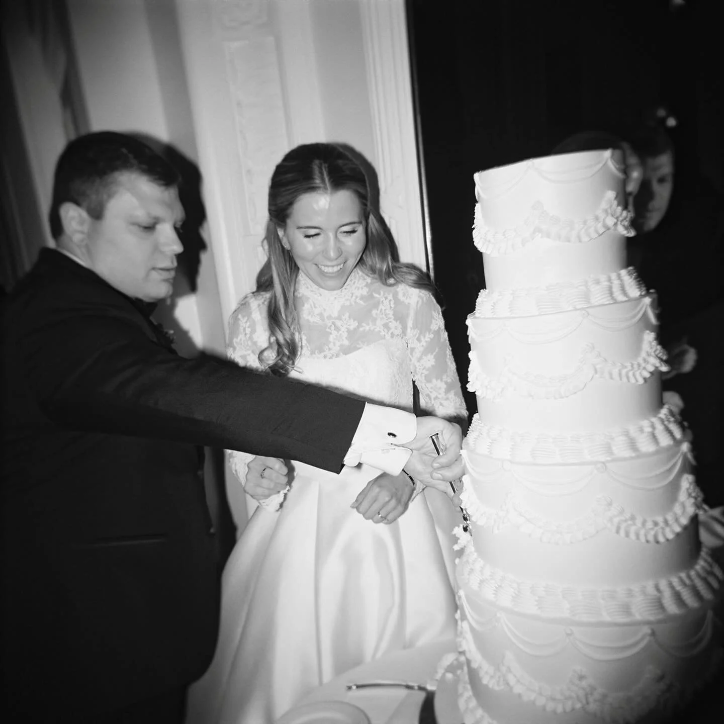 Favorite moments in B&amp;W🖤🤍

Venue: @thegeorgianterracehotel
Photography: @welcometogeorgia
Planning: @weddingsbyepic
Hair and Makeup: @vigilantecosmetics
Florals: @hartsandpetals
Live painting: @caroline_stroud_art
Band: @bogeyandtheviceroy