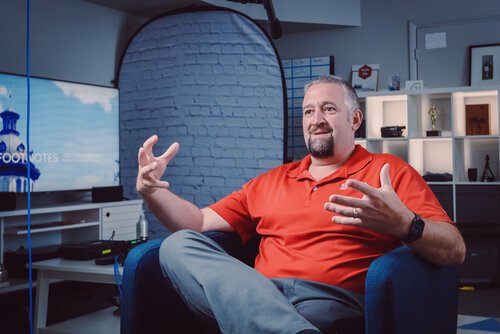 Side Hustle Becomes Niche Industry Powerhouse - Tyler Robertson, Diesel Laptops - Ep. 23