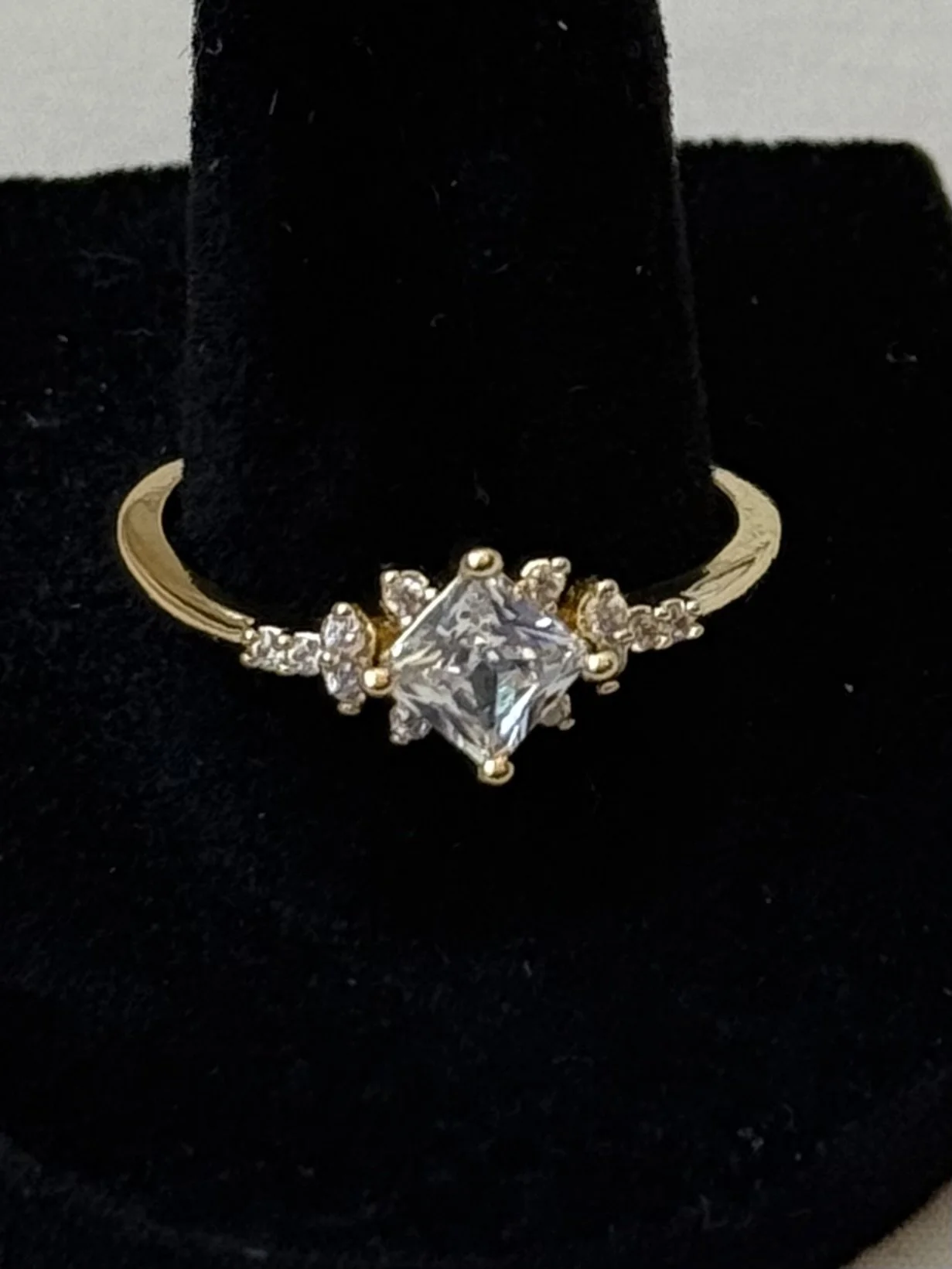 Size 9 - Gold-Tone Princess Cut CZ Cluster Ring