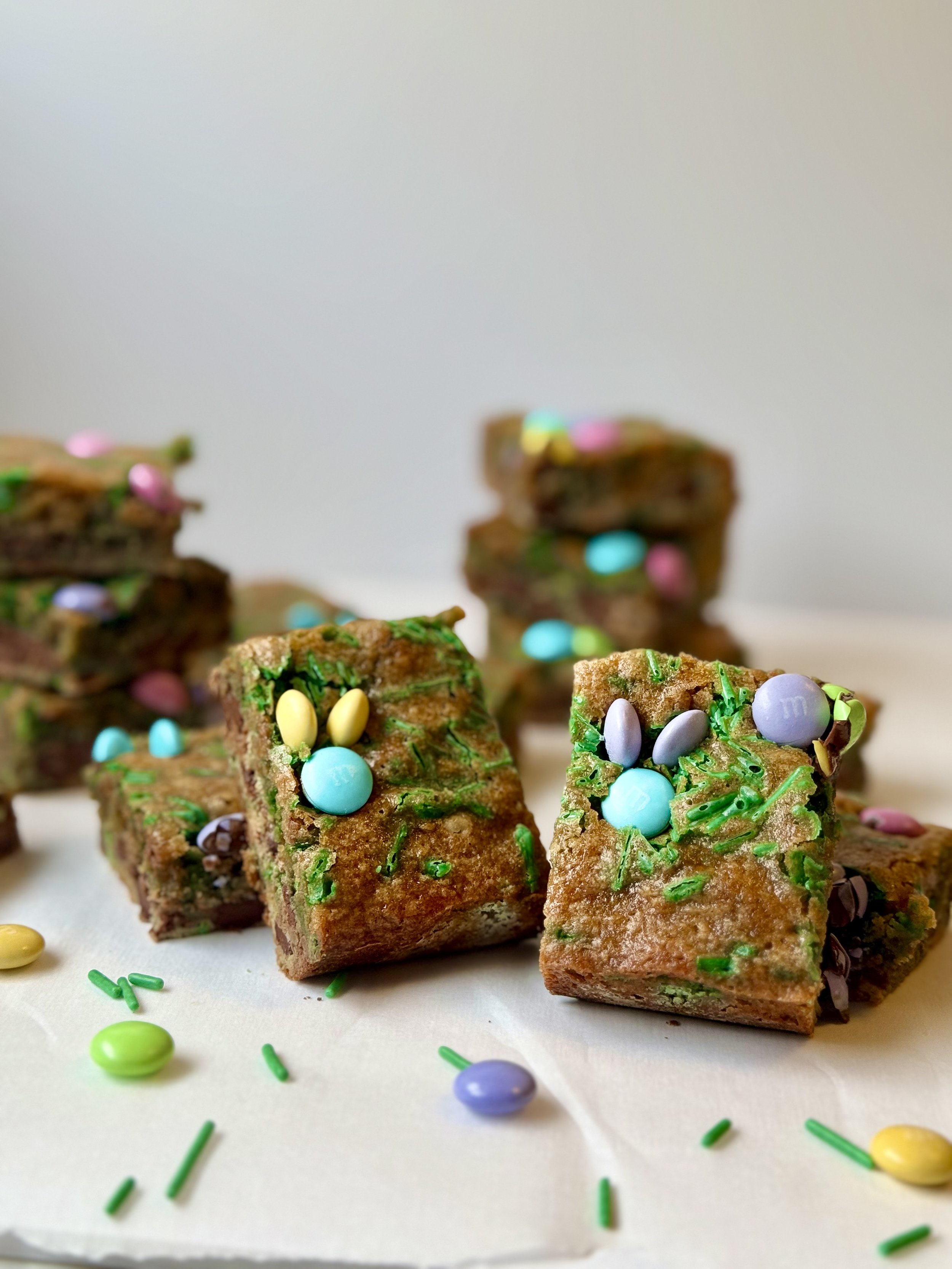 Easter M&M Blondies