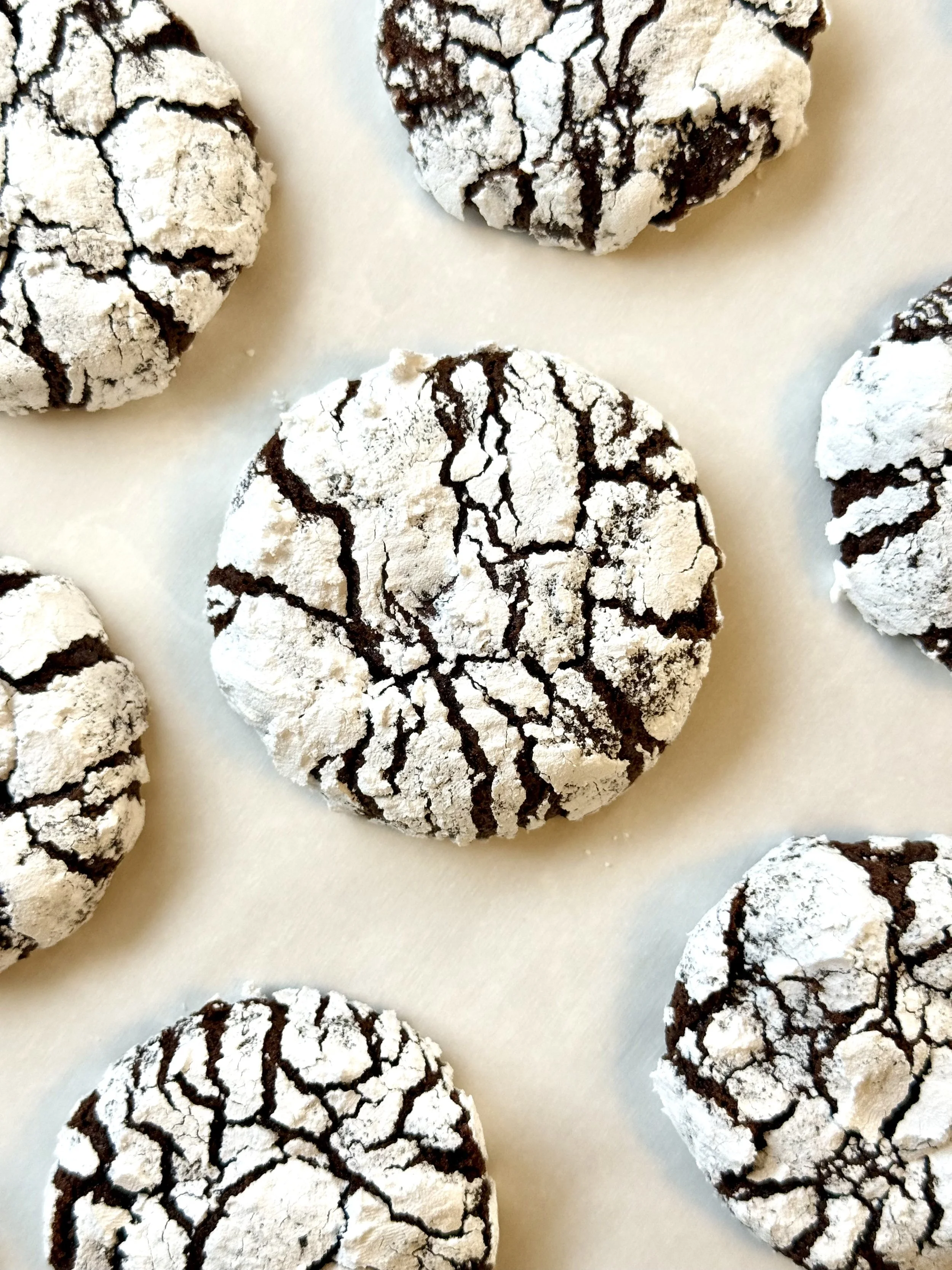 Chewy Chocolate Crinkle Cookies