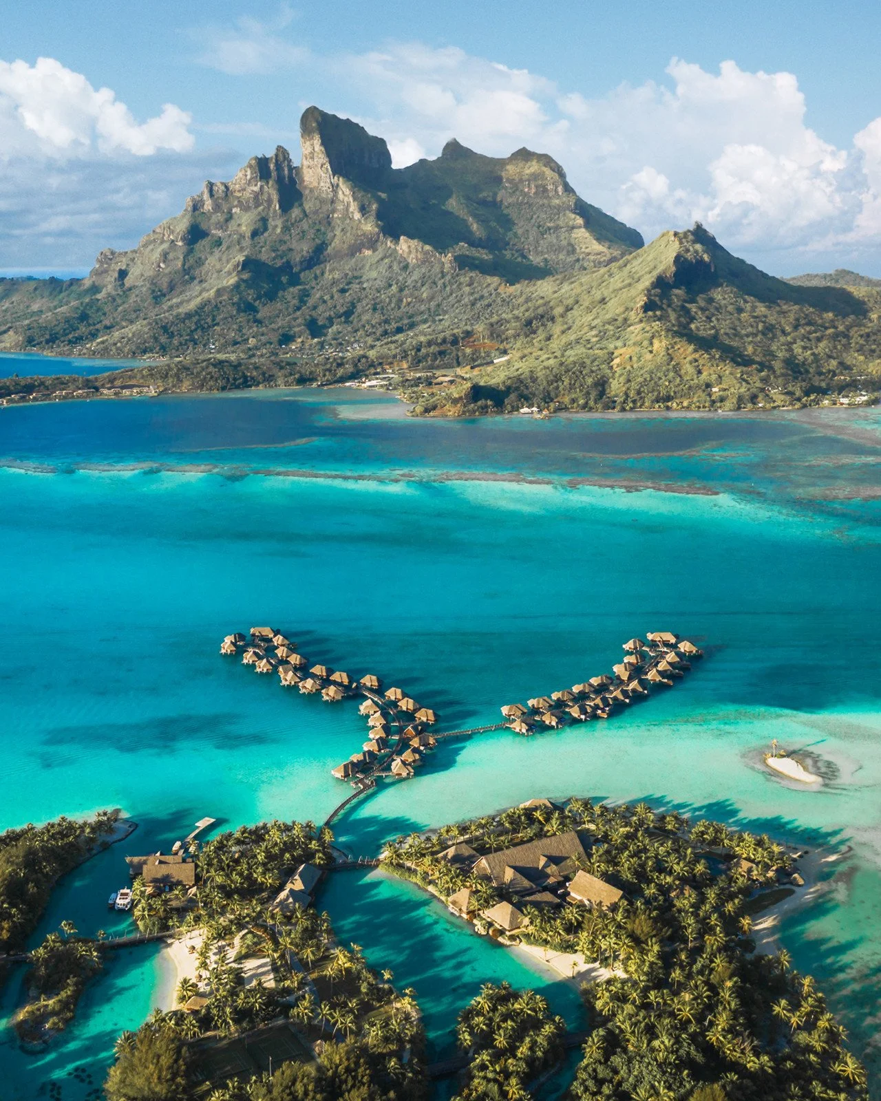 Top 15 Luxury Beachfront Properties For An Unforgettable Honeymoon