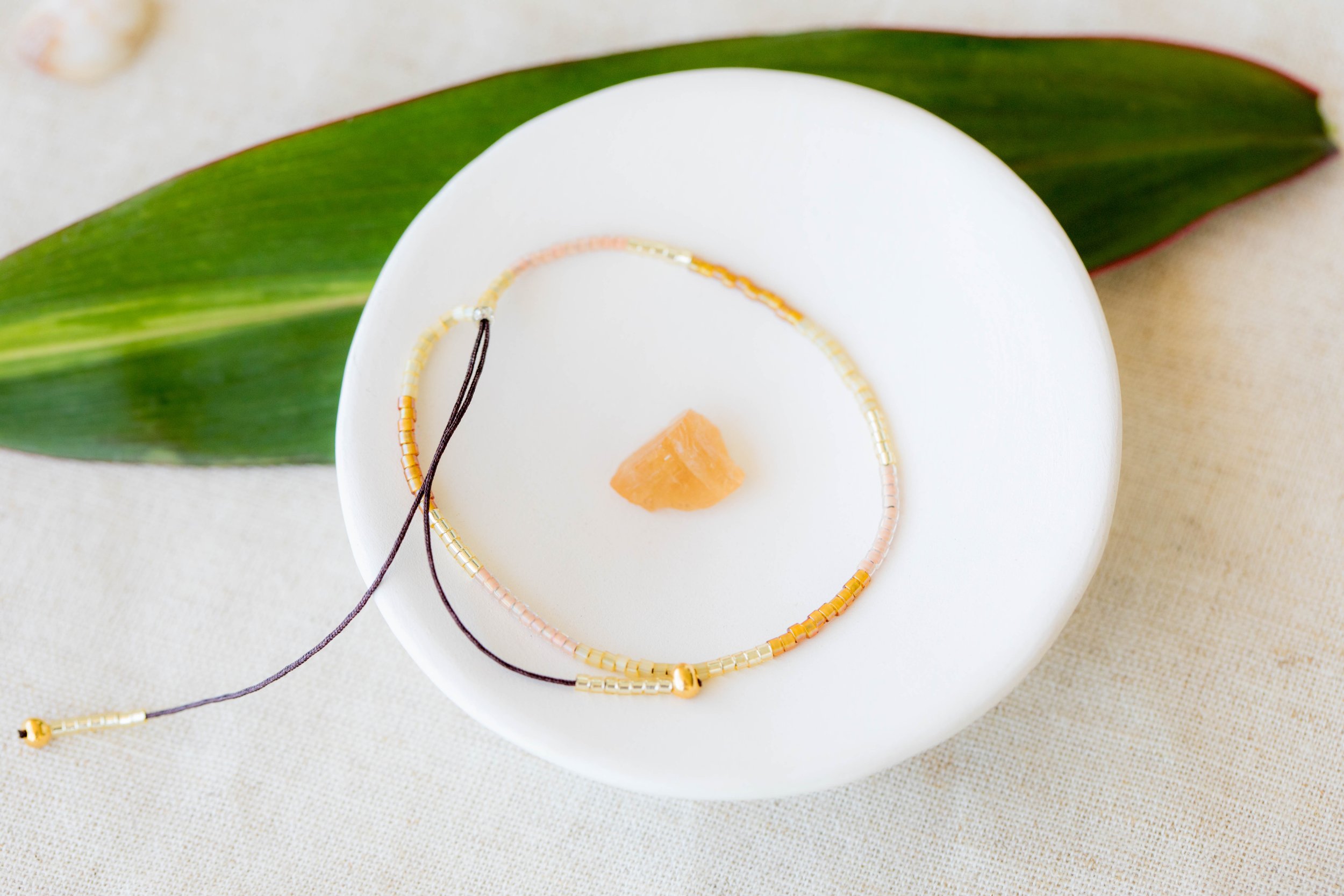 ewelry inspired by Mexico’s coast, blending elegance and simplicity.