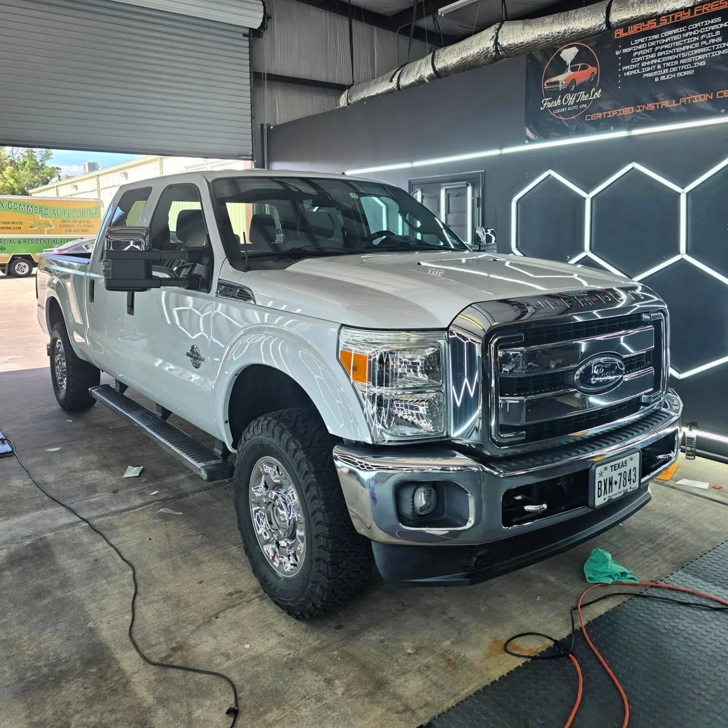 ✨ From Oxidized to Absolutely Outstanding! ✨
This older white F-250 rolled into the shop looking tired, with slight paint oxidation and a dull haze covering both the paint and chrome. But after a full restoration, paint correction and our 3-Year Grap