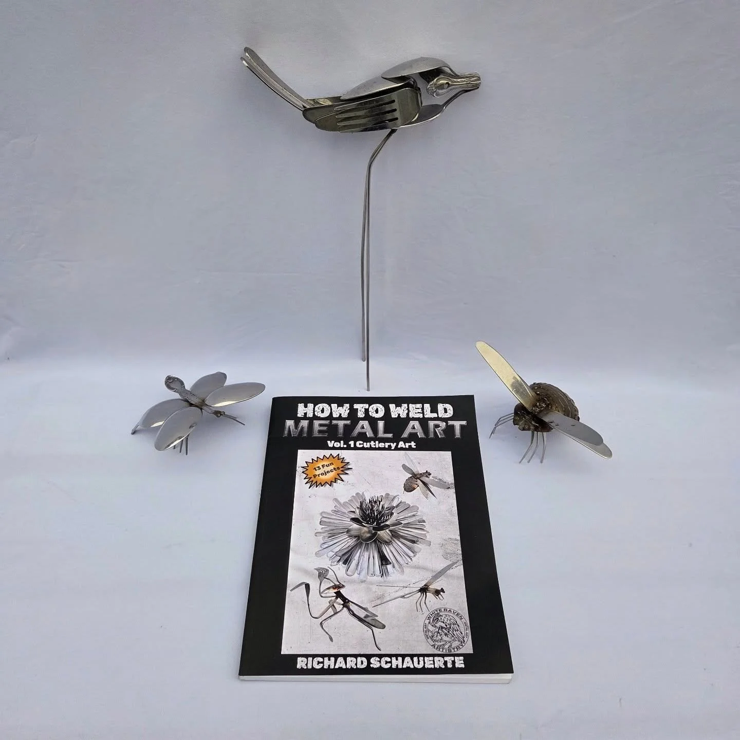 ✨ BLACK FRIDAY DEAL! ✨️
How to Weld Metal Art &ndash; Vol. 1 Cutlery Art is 10% OFF this week on Amazon!

If you&rsquo;ve ever wanted to turn spoons, forks, and knives into actual creatures and sculptures&hellip; this is your sign. 🔧🔥
Perfect for b