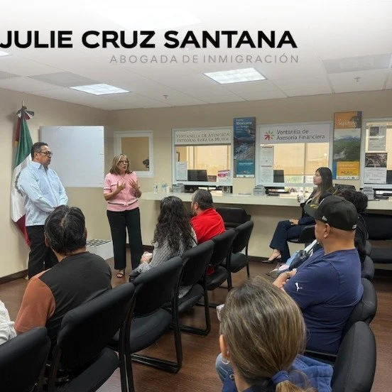 Este fin de semana estuvimos en el Consulado de M&eacute;xico, impartiendo el Taller de Diagn&oacute;stico migratorio y Naturalizaci&oacute;n a los presentes y realizando consultas migratorias gratuitas. 👌👏