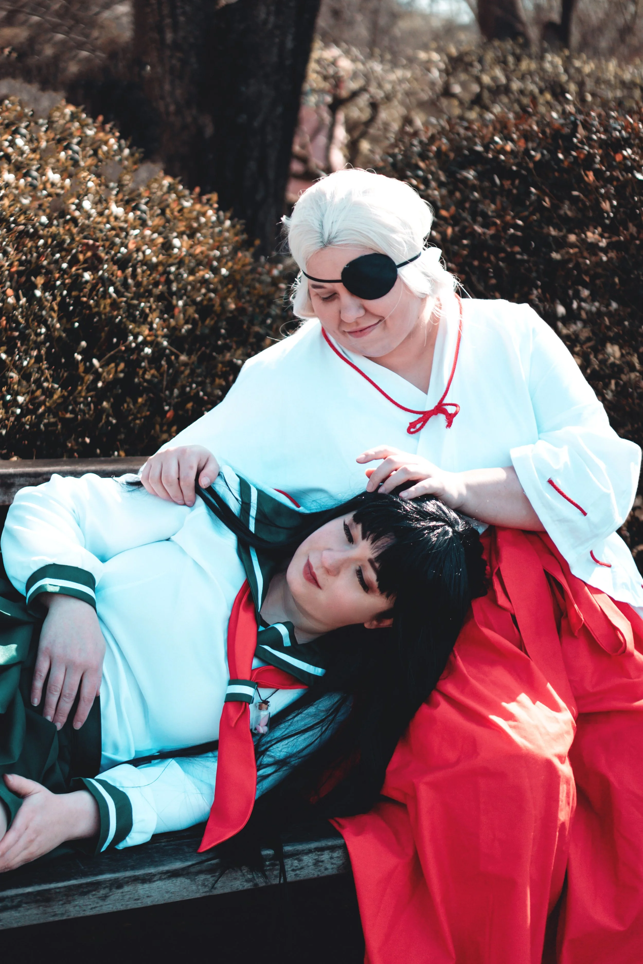 Shot by @beesingphotos
@yomuchan_cosplay as Kagome