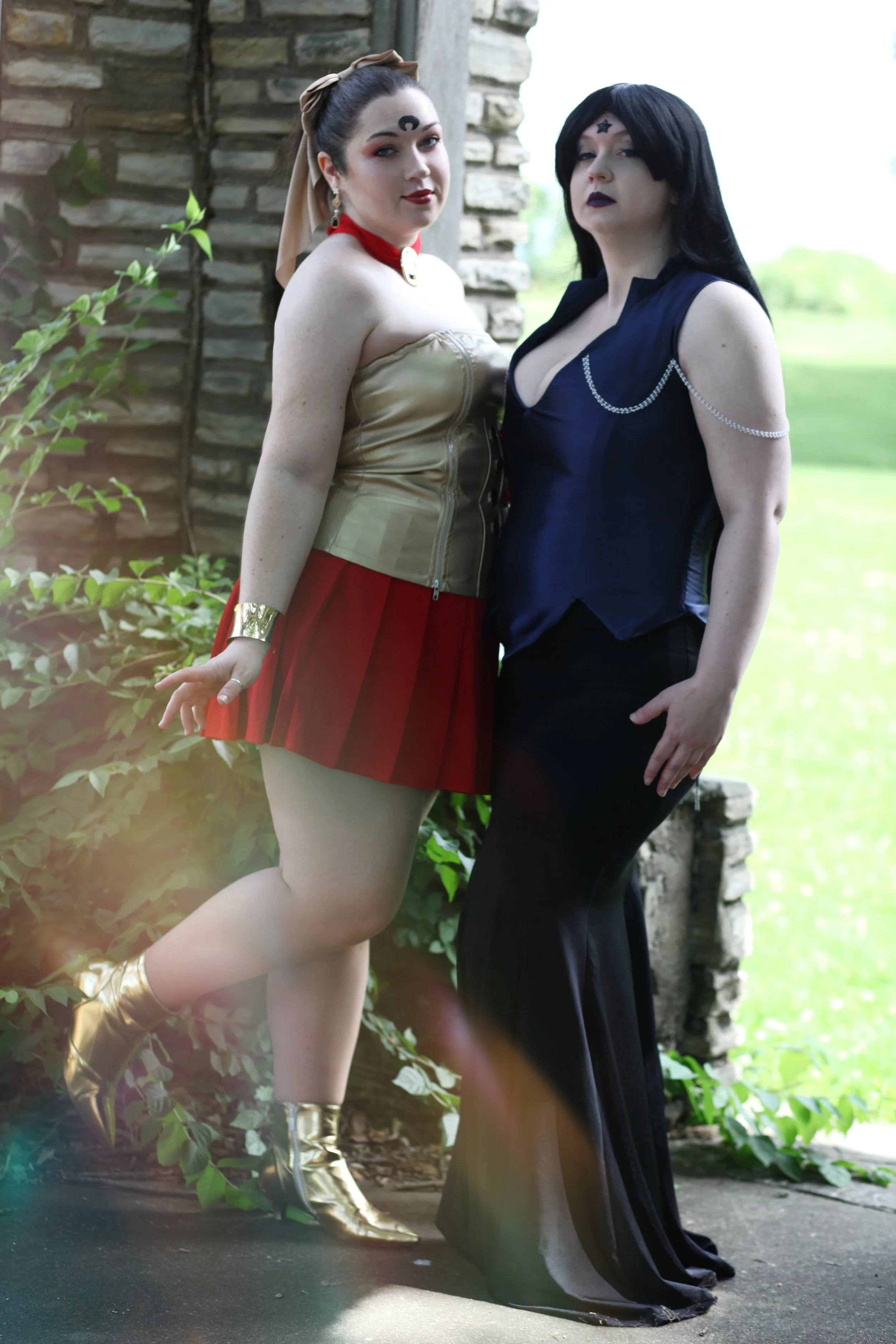 Shot by @melecholoymaiden
@hoshinko.ren as
@yomuchan_cosplay as Mistress Nine