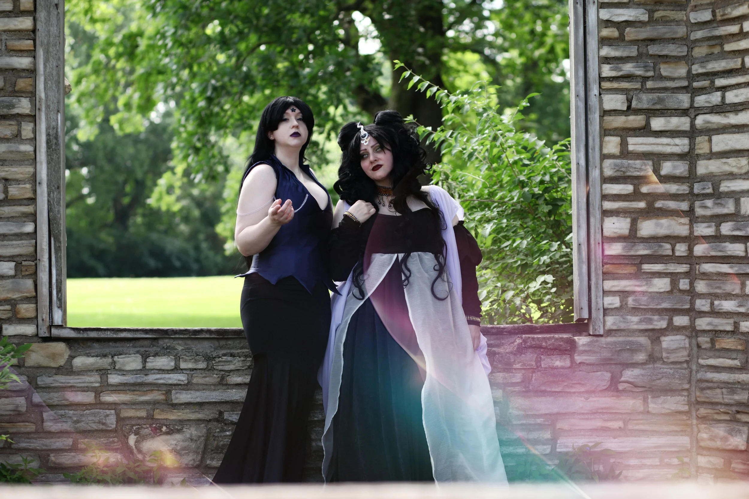 Shot by @teddyzilla
@melancholy.maiden as Nehelenia
@yomuchan_cosplay as Mistress Nine