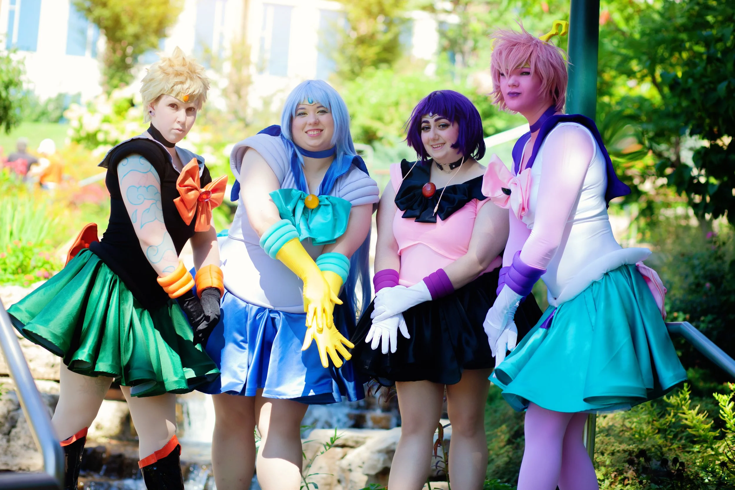 Shot by @mouzycatphotography
@98kiirigiri89 as Mina Ashido
@itchy8itchyspider as Kyoka Jiro
@seifernoir as Katsuki Bakugo