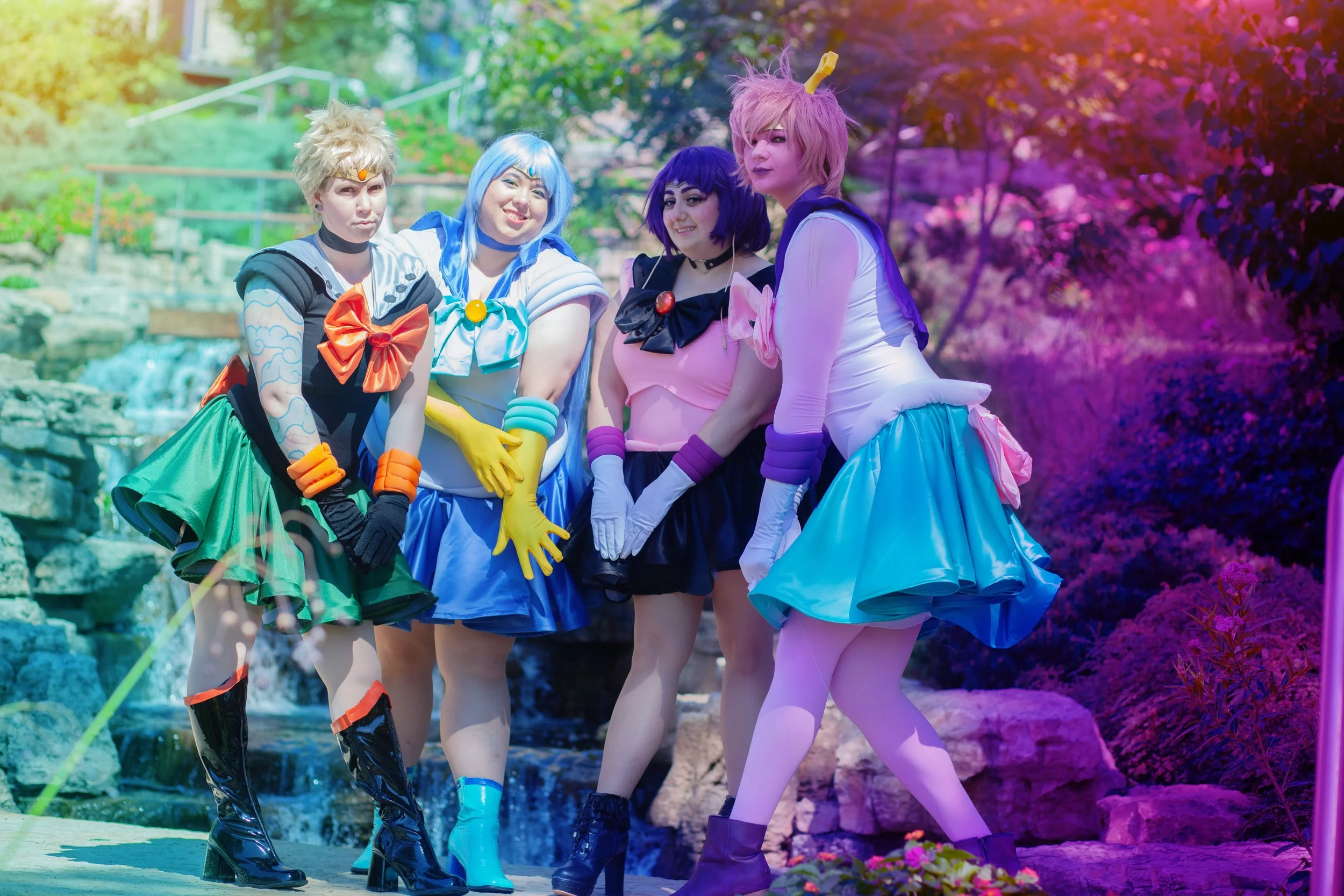 Shot by @mouzycatphotography
@98kiirigiri89 as Mina Ashido
@itchy8itchyspider as Kyoka Jiro
@seifernoir as Katsuki Bakugo