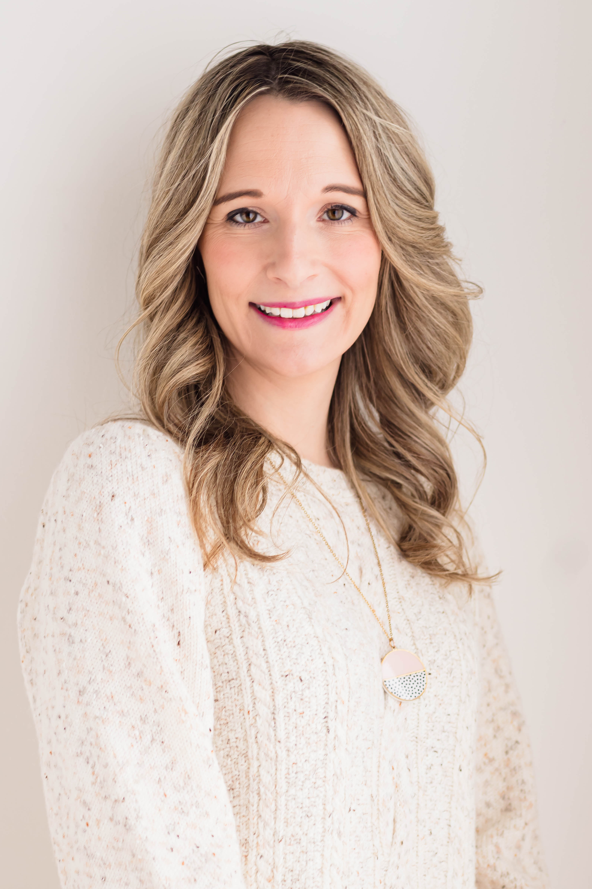 Samantha Brill headshot