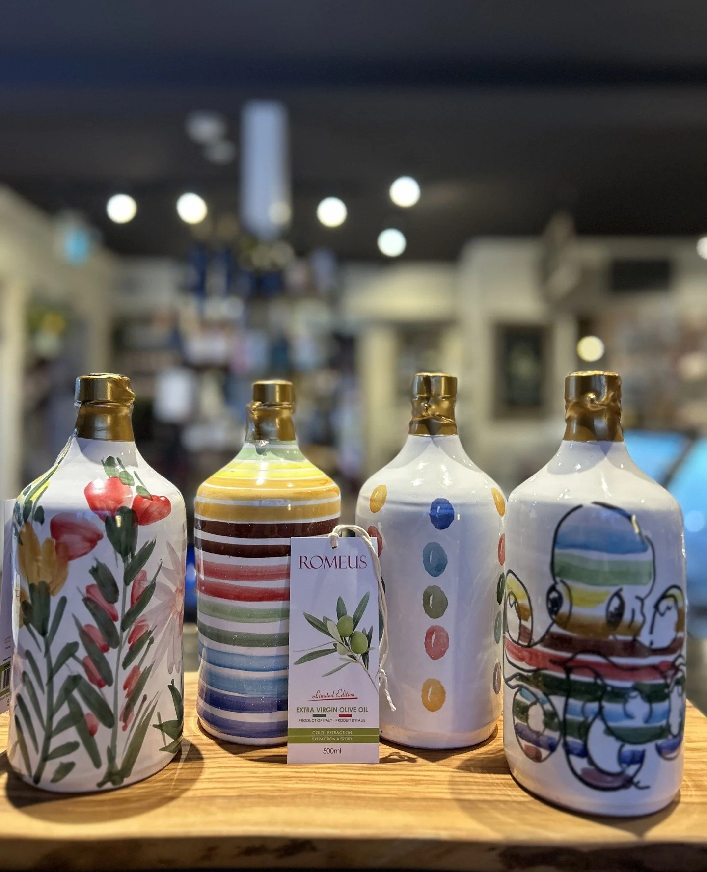 The perfect Christmas gifts for the foodie are here at Tesoro Mercato! 🎄✨⁠
⁠
We love these hand-painted olive oil bottles, filled with extra virgin Italian olive oil &mdash; a gift that&rsquo;s as beautiful as it is delicious! Plus once the olive oi