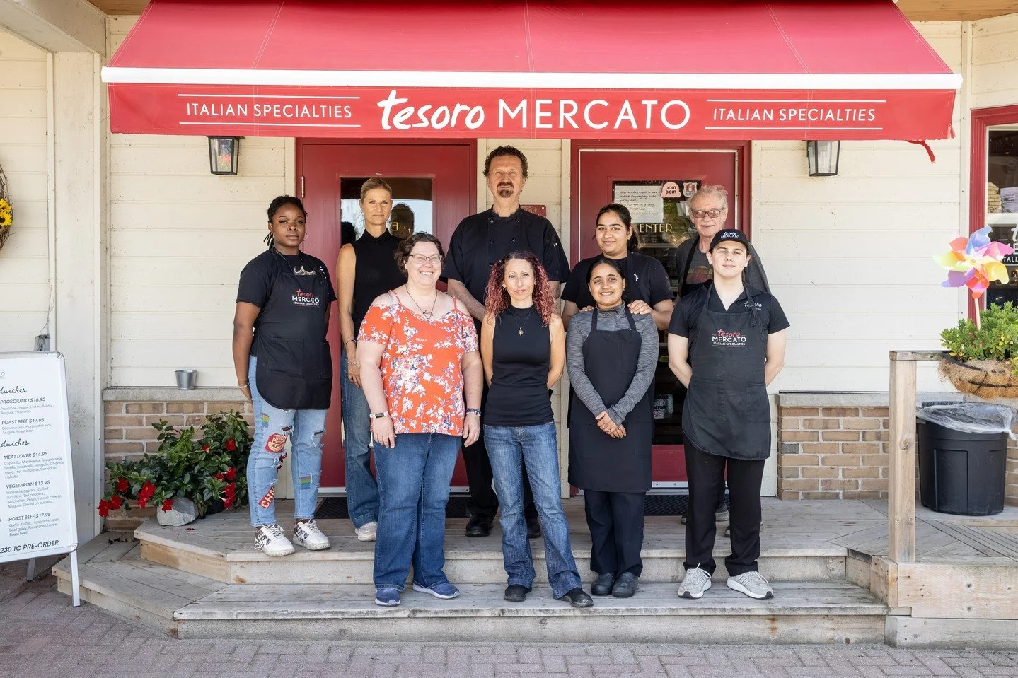 Merry Christmas &amp; Happy Holidays to you and yours from all of us at Tesoro Restaurant &amp; Mercato ❤️ Thank you for a wonderful holiday season! 🎄