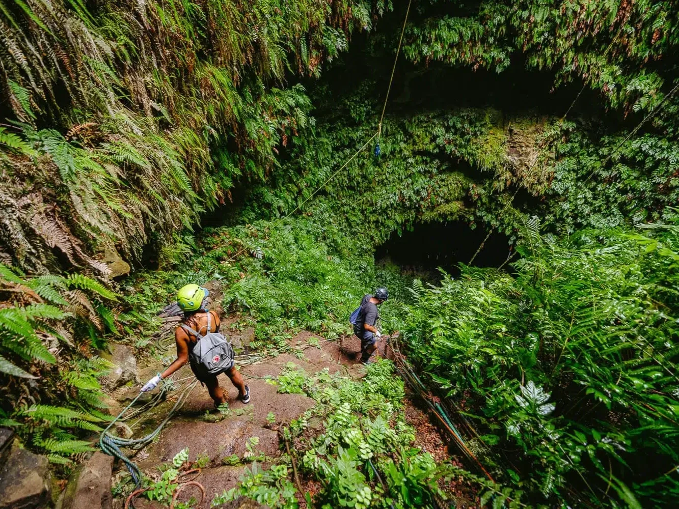 vulcan-trillizos-volcano-adventure-isla-isabela-island-galapagos-39.jpg.webp