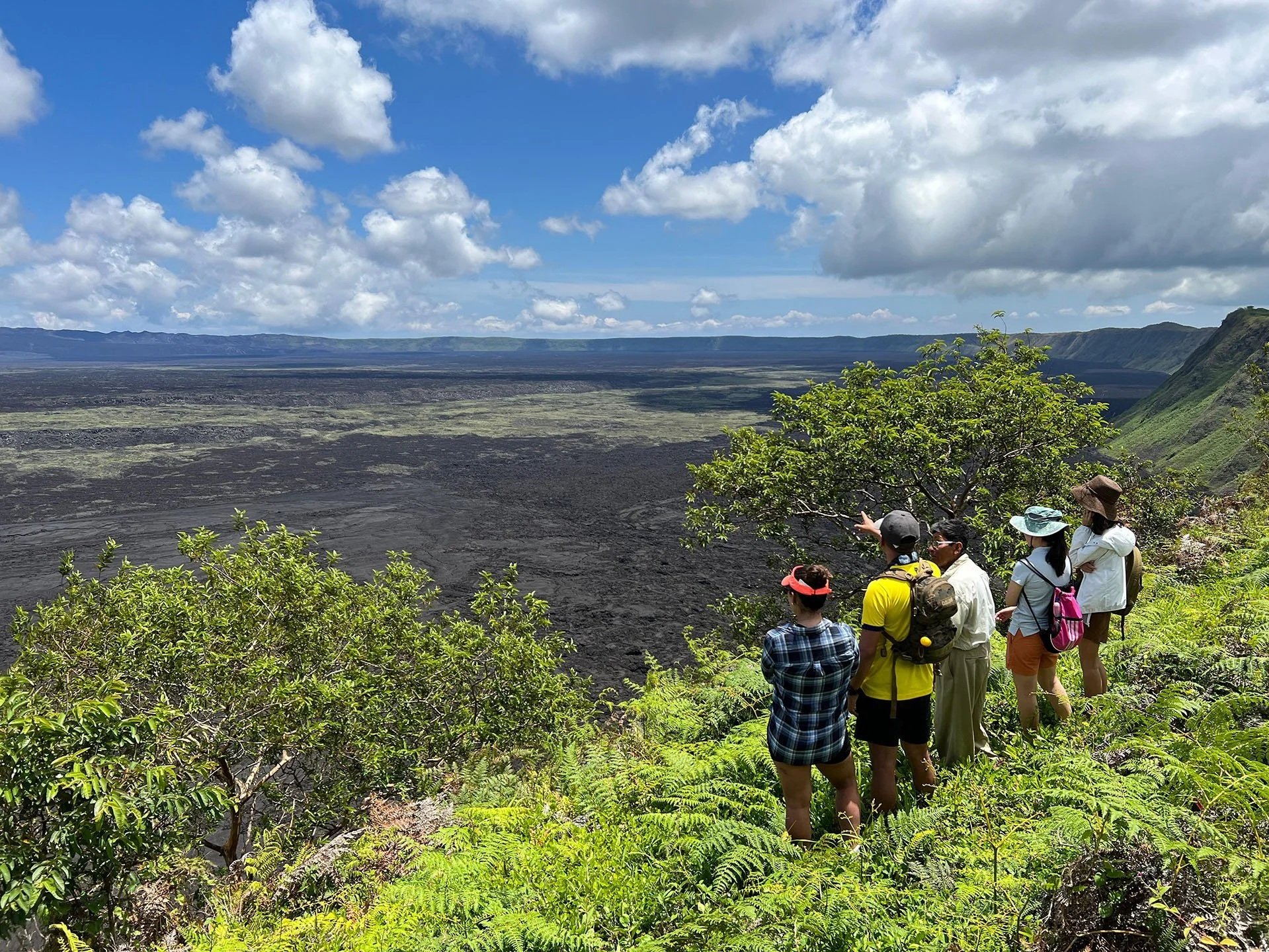 tour-minas-de-azufre-isabela-galapagos_4.jpg