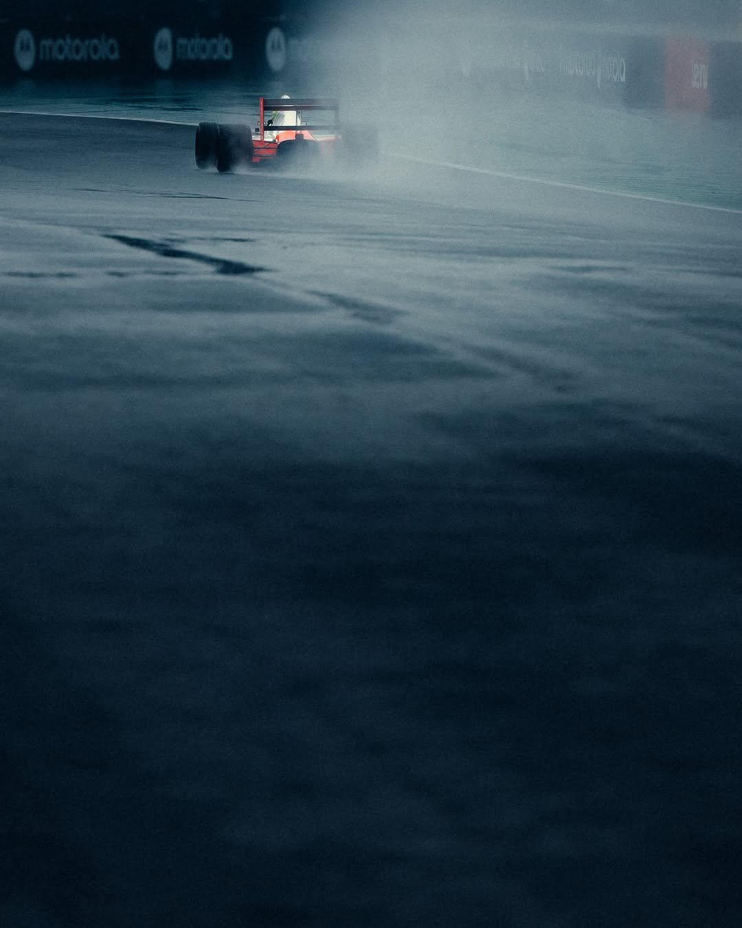 6Lewis%20behind%20the%20wheel%20of%20Ayrton%20Senna%E2%80%99s%201990%20iconic%20Formula%201%20car.%20Legendary%20moment.%20%20%23f1%20%23senna%20%23lewishamilton%20%23ayrtonsenna%20%23formula1%20%23lh44%20%23formulaone%20%23f12024.jpg