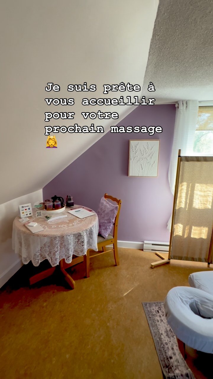 10 chemin Scott, Chelsea (La Maison Bleue) 💙
Ma salle est prête depuis un petit bout déjà, mais c’est maintenant avec mon diplôme en poche et mon inscription à l’association complétée que j