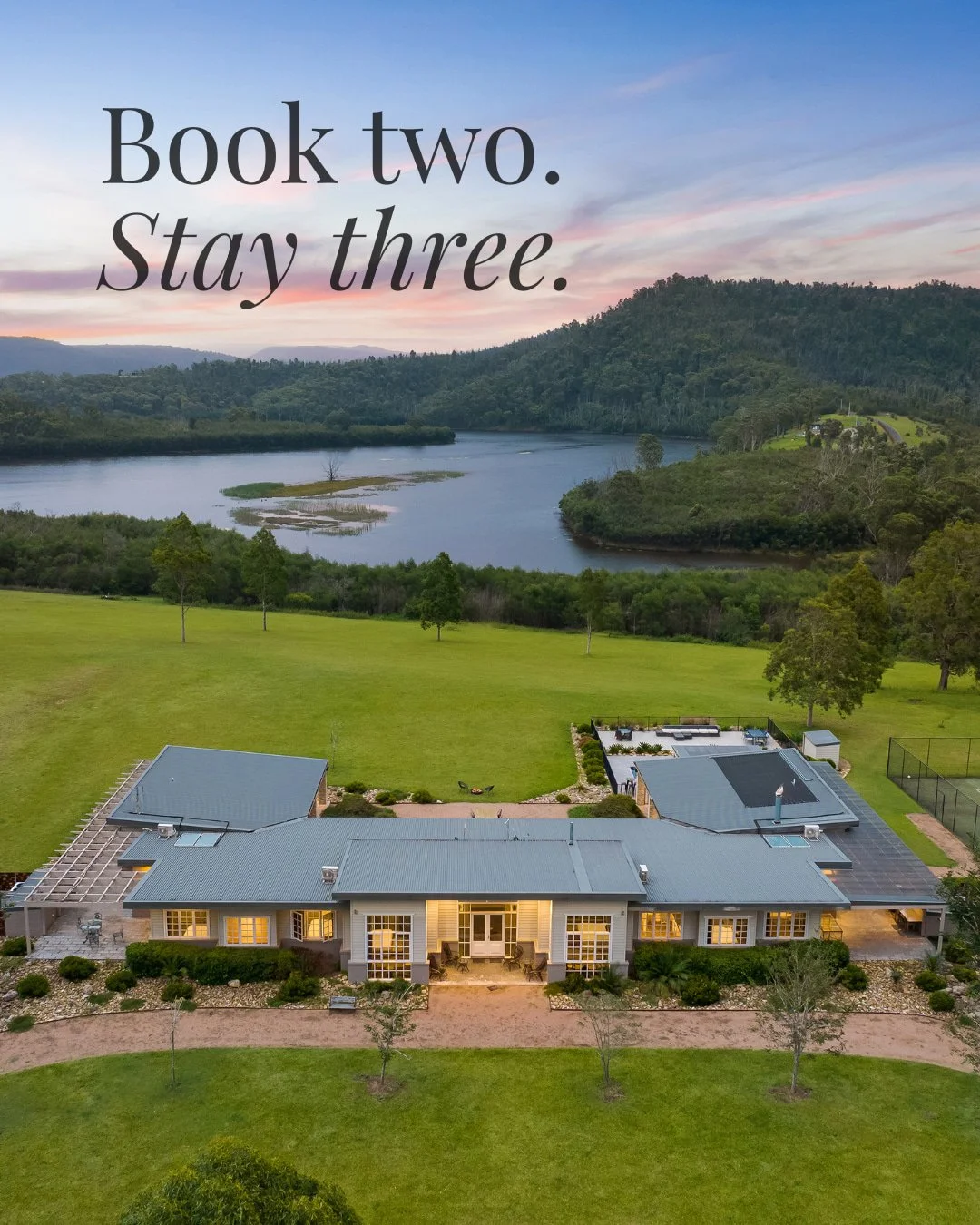 Book two winter nights at Lake David. Get the third on us.

Fireplace. Jacuzzi. Stunning lake views. 
Up to nineteen guests.

📩 Contact Belle Escapes Berry and Kangaroo Valley to take advantage of our winter special +61 2 4464 1636
 

#kangaroovalle