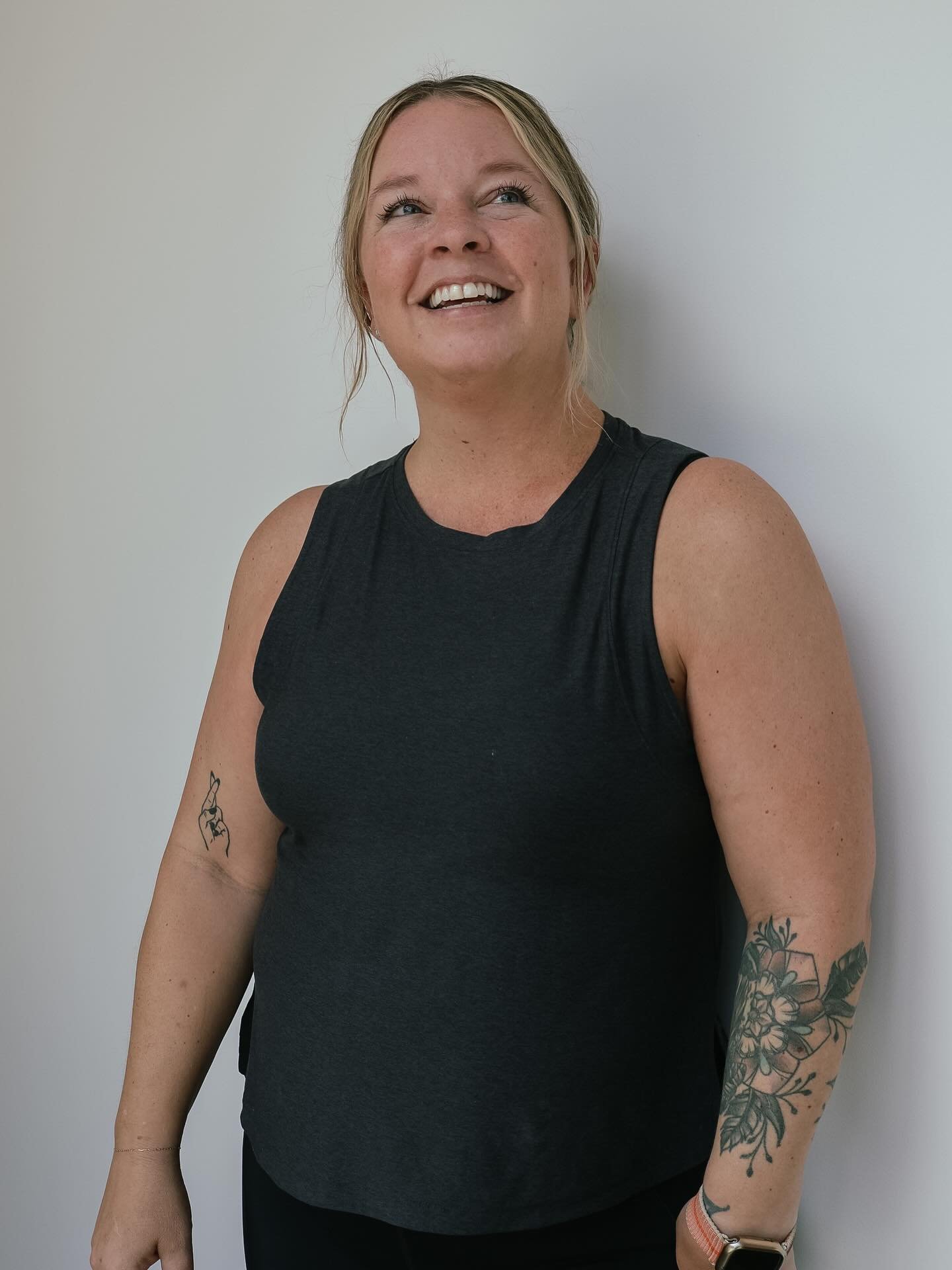 MARY // HAPPY BIRTHDAY

Celebrating you today &mdash; your kindness, your strength, your energy and the way you make the world brighter!

Thank you for shining your light on us and this community!