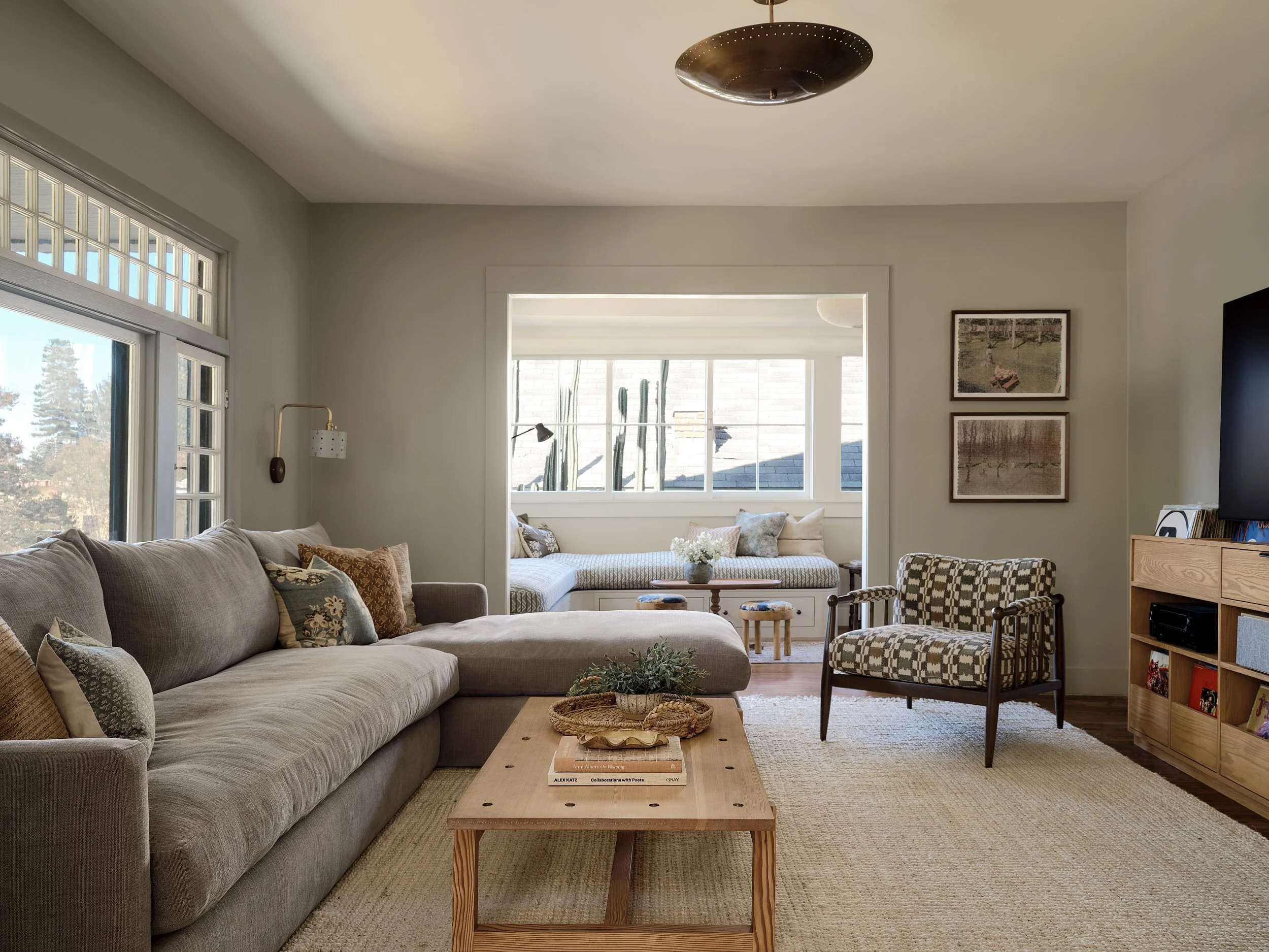 20260731_Lou_EchoPark_Living.jpg