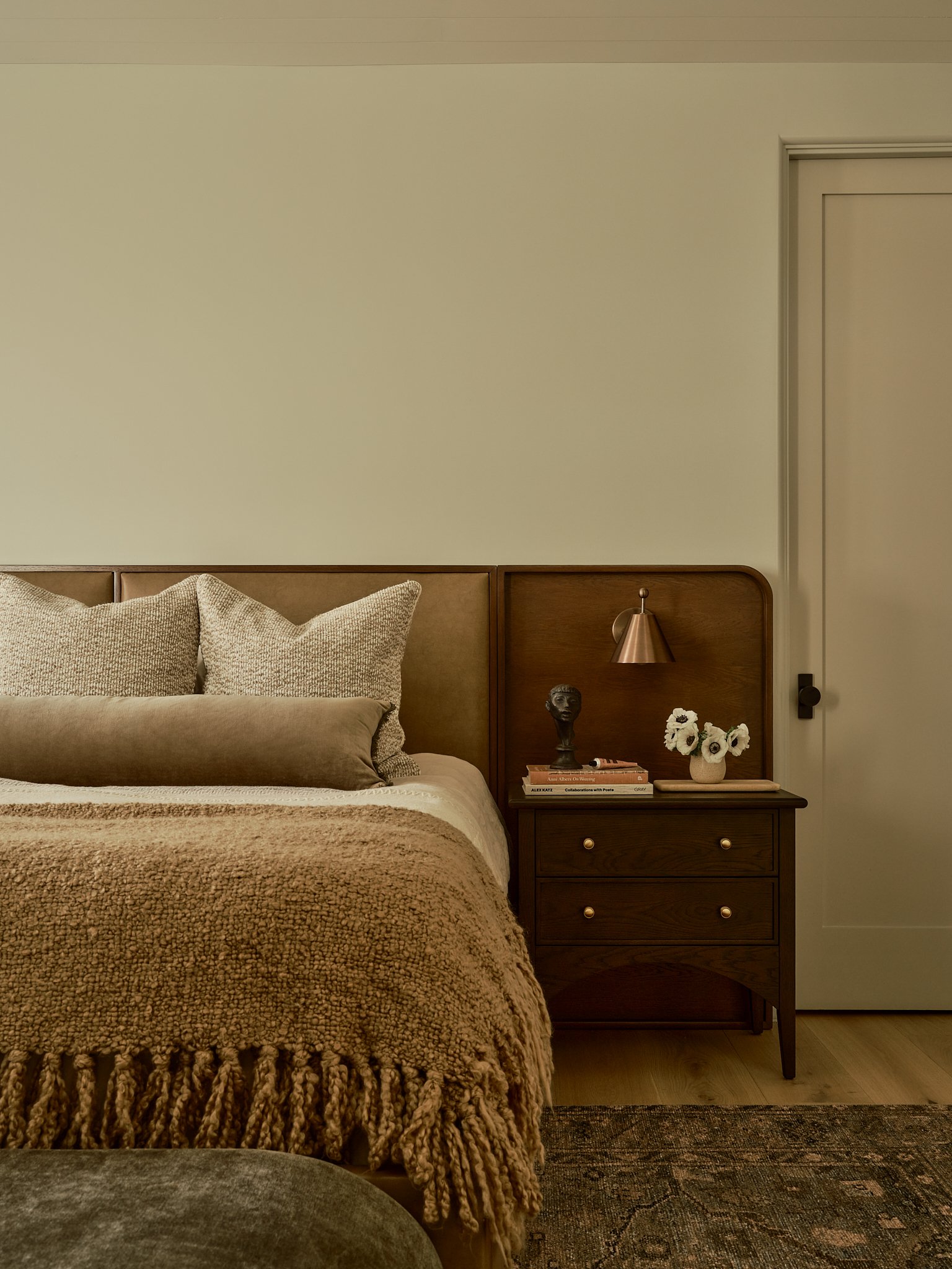 20260629_Lou_Westside_Bed.jpg