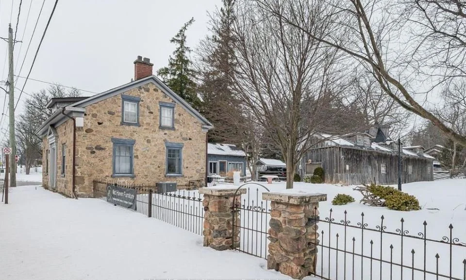 52 Brock Rd- Pic 1.JPG