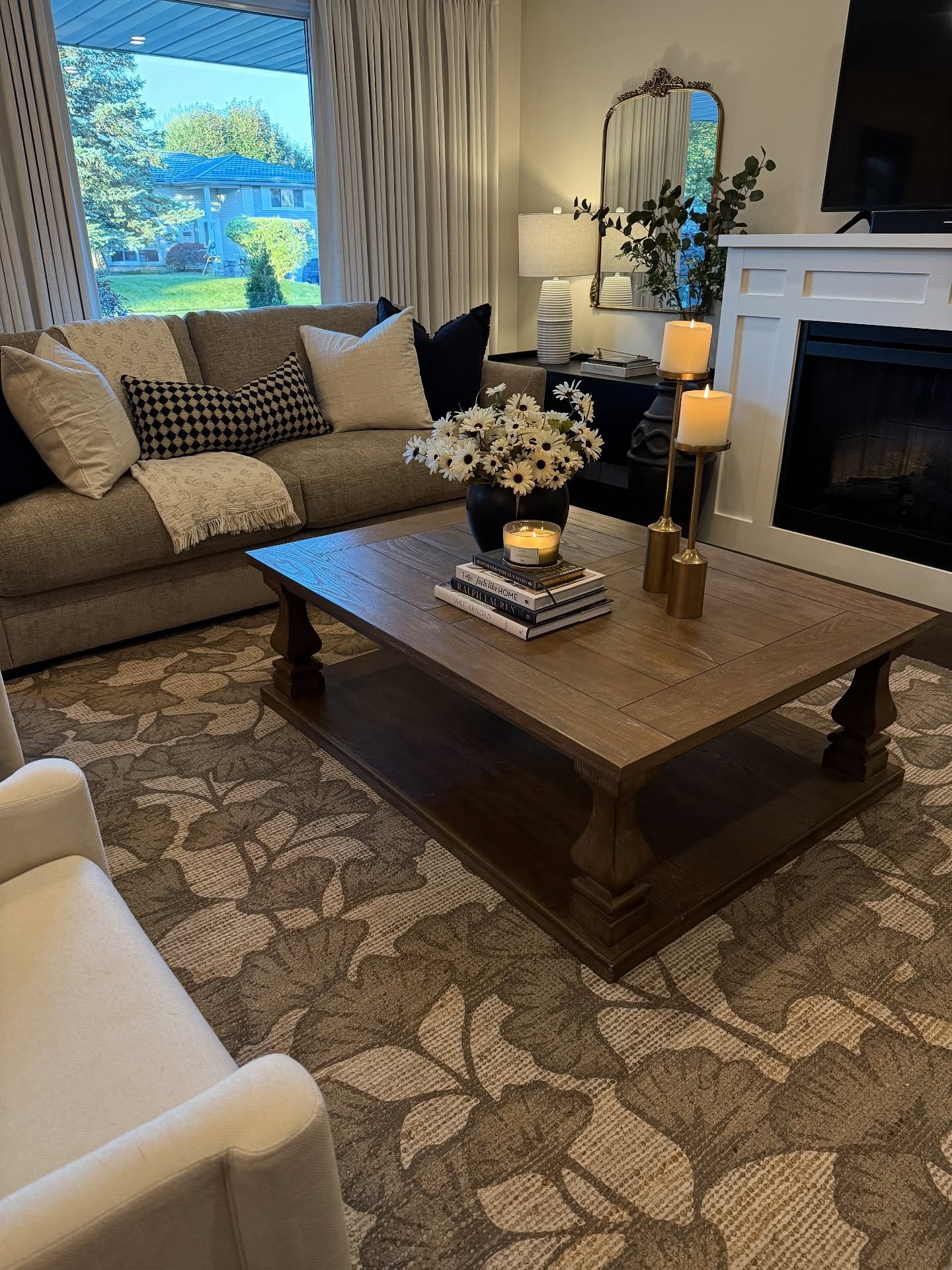 Introducing the new Fall 2025 collection by Chris Loves Julia X Loloi Rugs! This collection is filled with timeless and classic colours and prints that work in all areas of your home. 

The Rue Collection is inspired by the classic English cottage ae