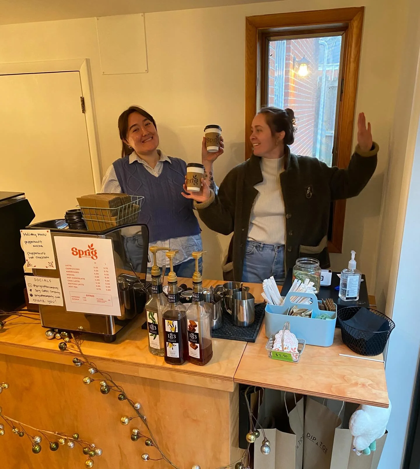 last weekend at Holiday Haus with @dip.a.toe 

Here 10-2 today and tomorrow, it&rsquo;s your last chance to get some fun gifts for your friends and family (or yourself 😉)