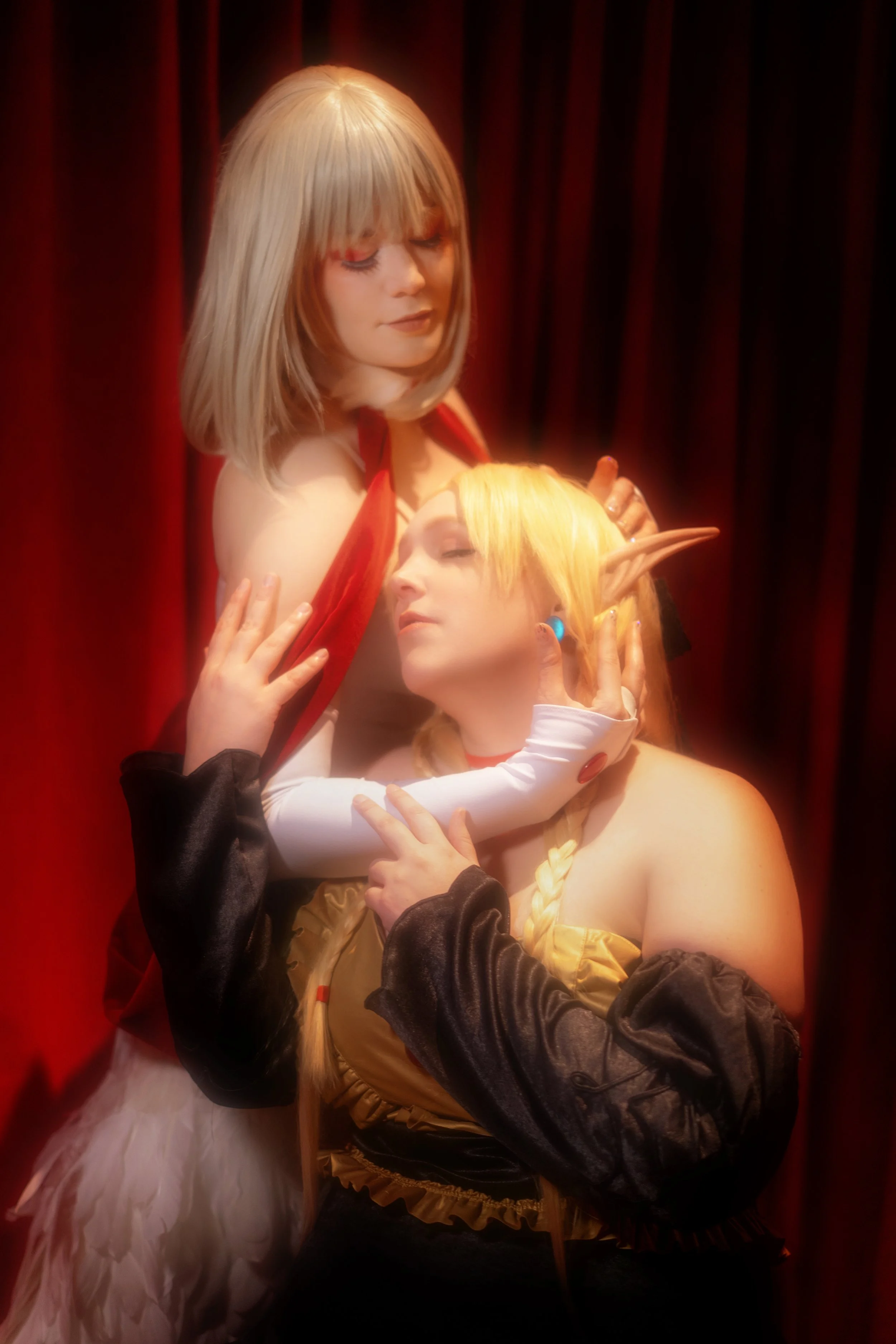 09DungeonMeshi_rth copy.jpg