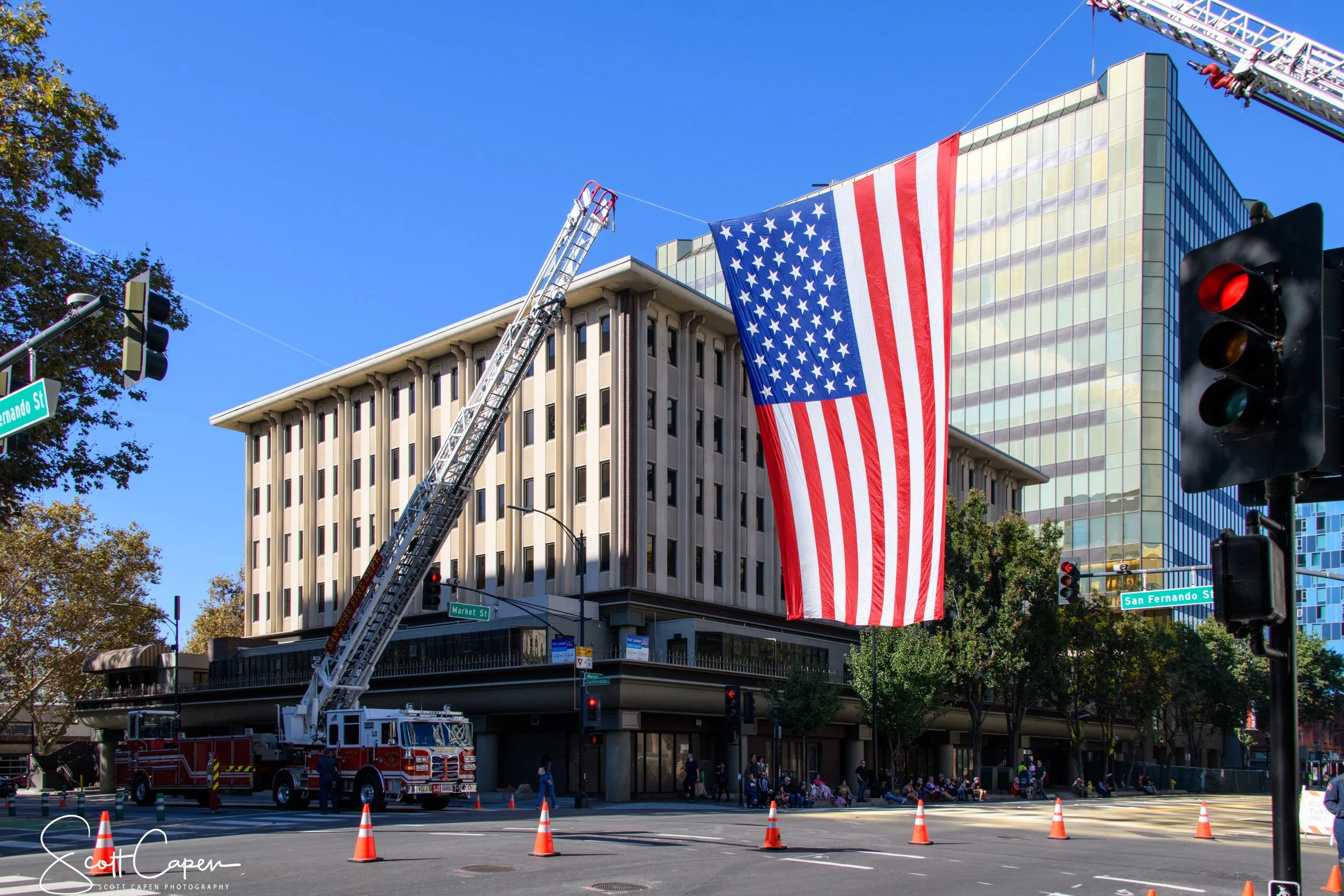 Flag at Market St & San Fernando St-5873.jpg