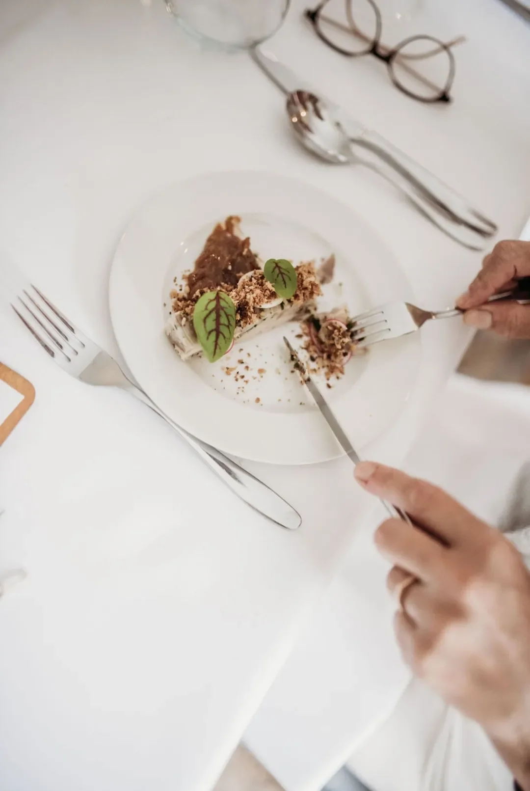 eating.webp
