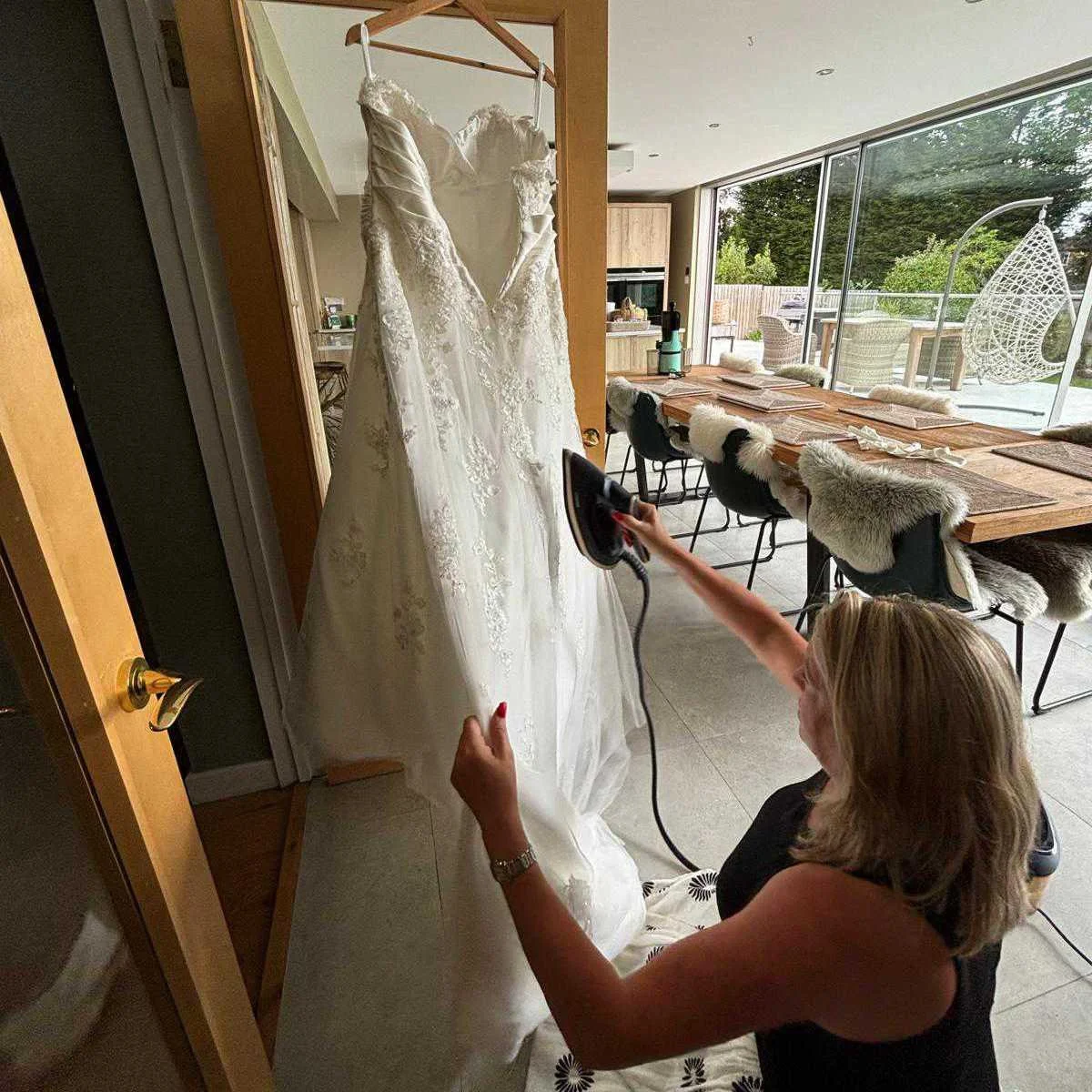 venue-wedding-dress-steaming-west-midlands-1.jpg