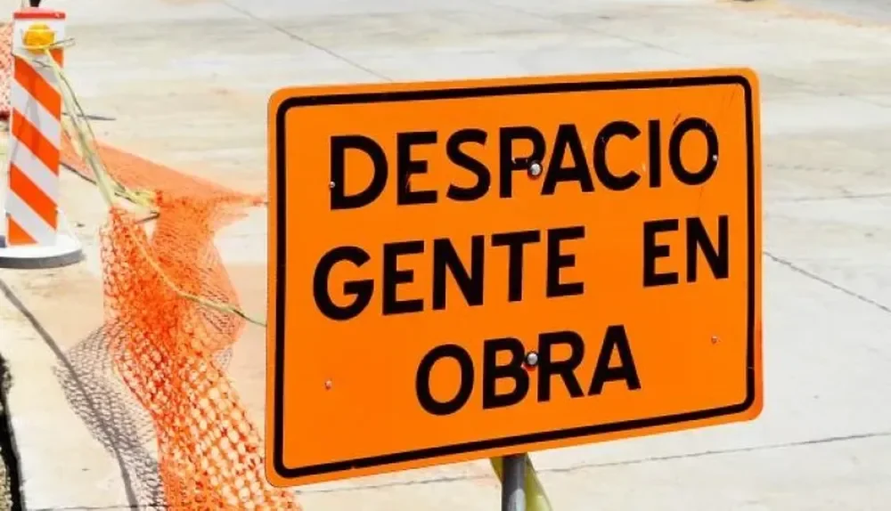 Gente en Obra, exposición colectiva