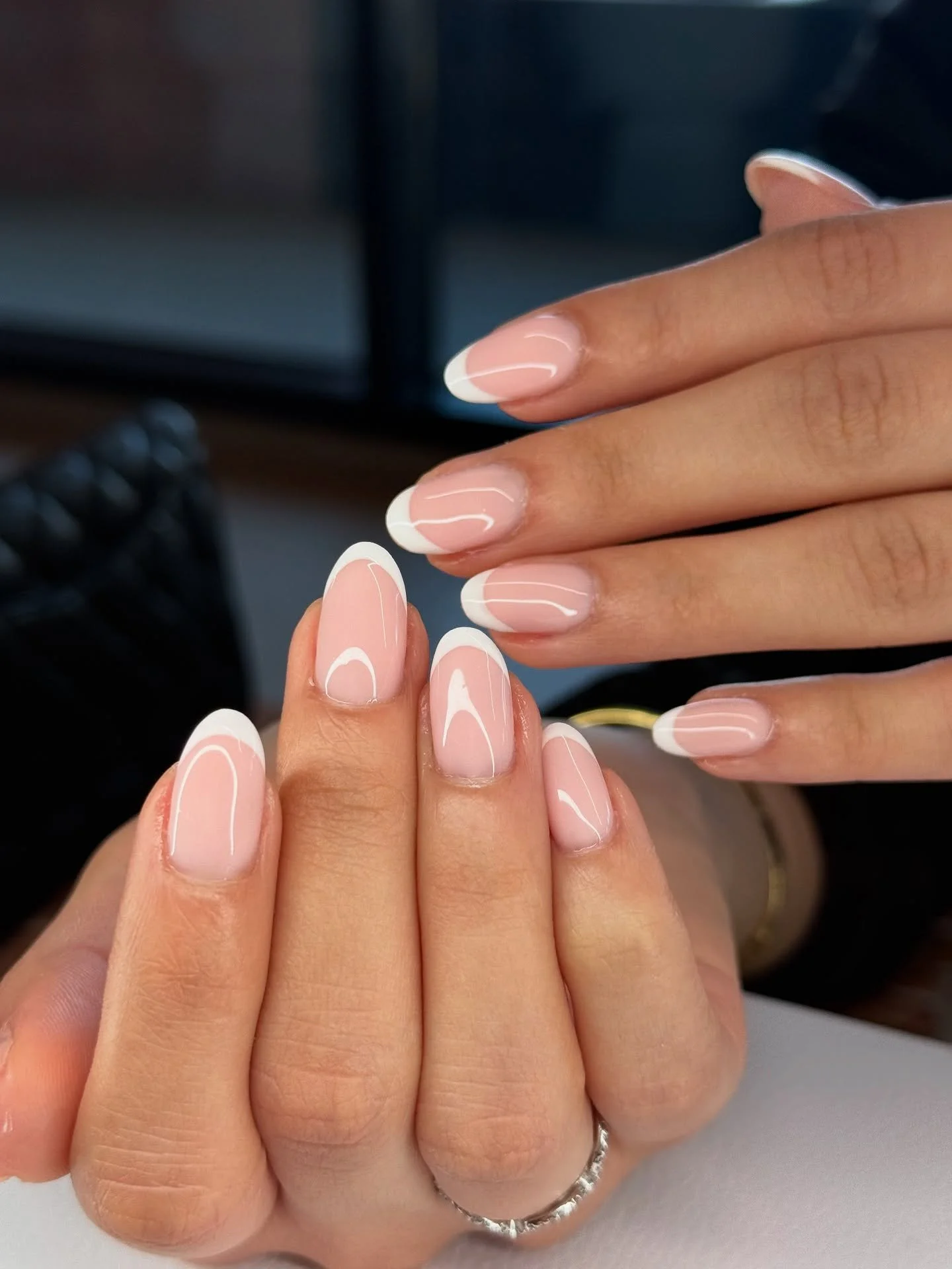 Builder in a Bottle &ndash; the soft gel glow-up your natural nails have been waiting for 💖 Remember, getting here isn&rsquo;t a race&hellip; it&rsquo;s a journey. Trust the process and let those perfect nails do the talking 💅✨

Our number six colo